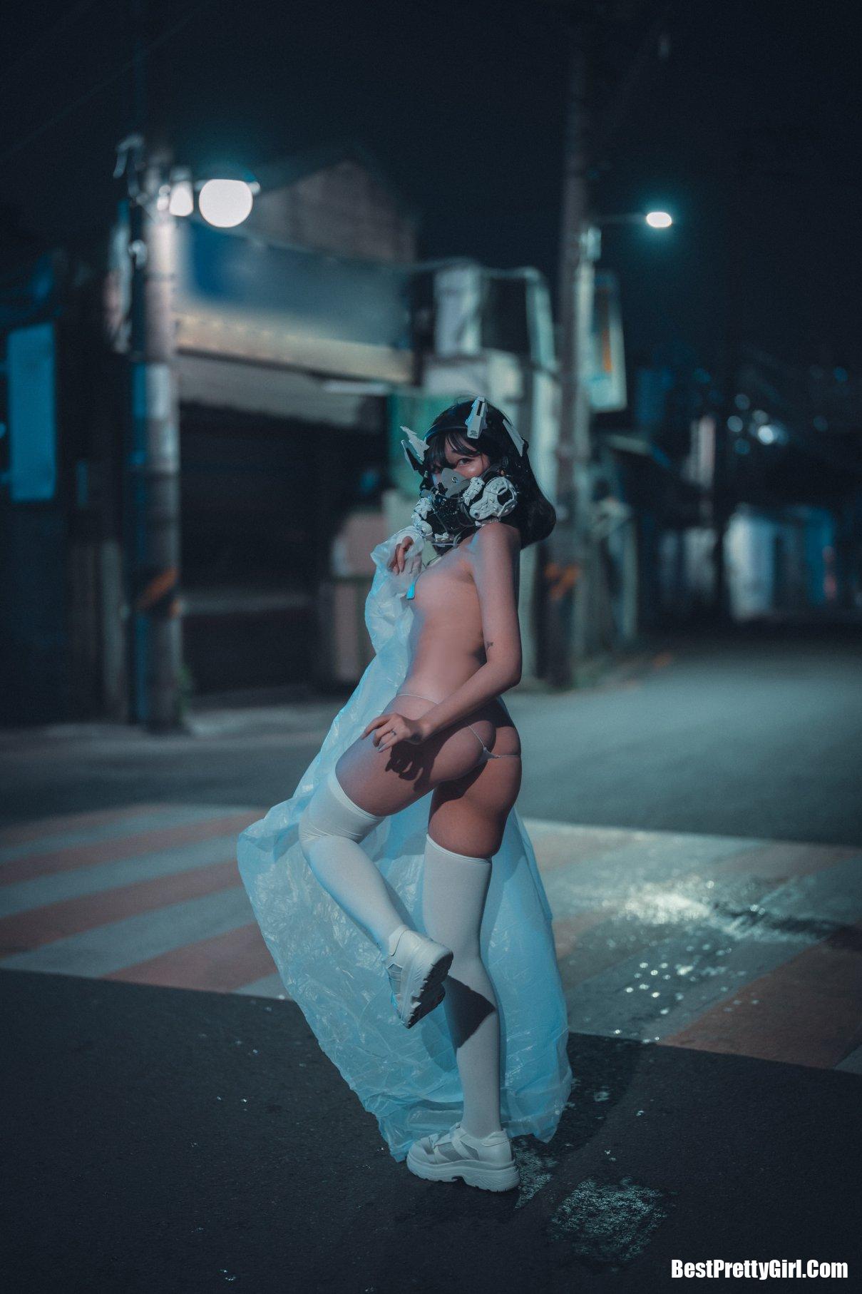 DJAWA Sonson (손손) Vagabundo de la Noche (Masked-girl in raincoat) 14