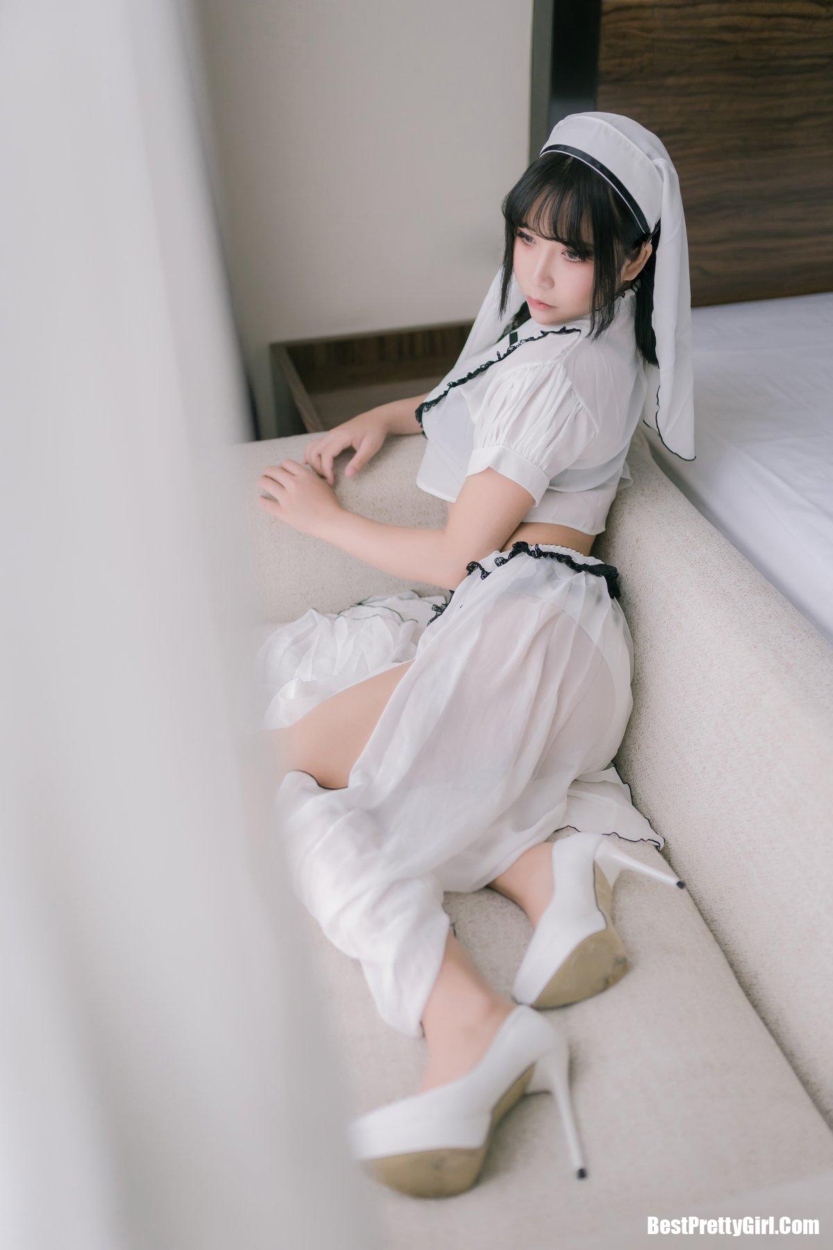 Coser@抱走莫子aa Vol.004 纯白修女 2