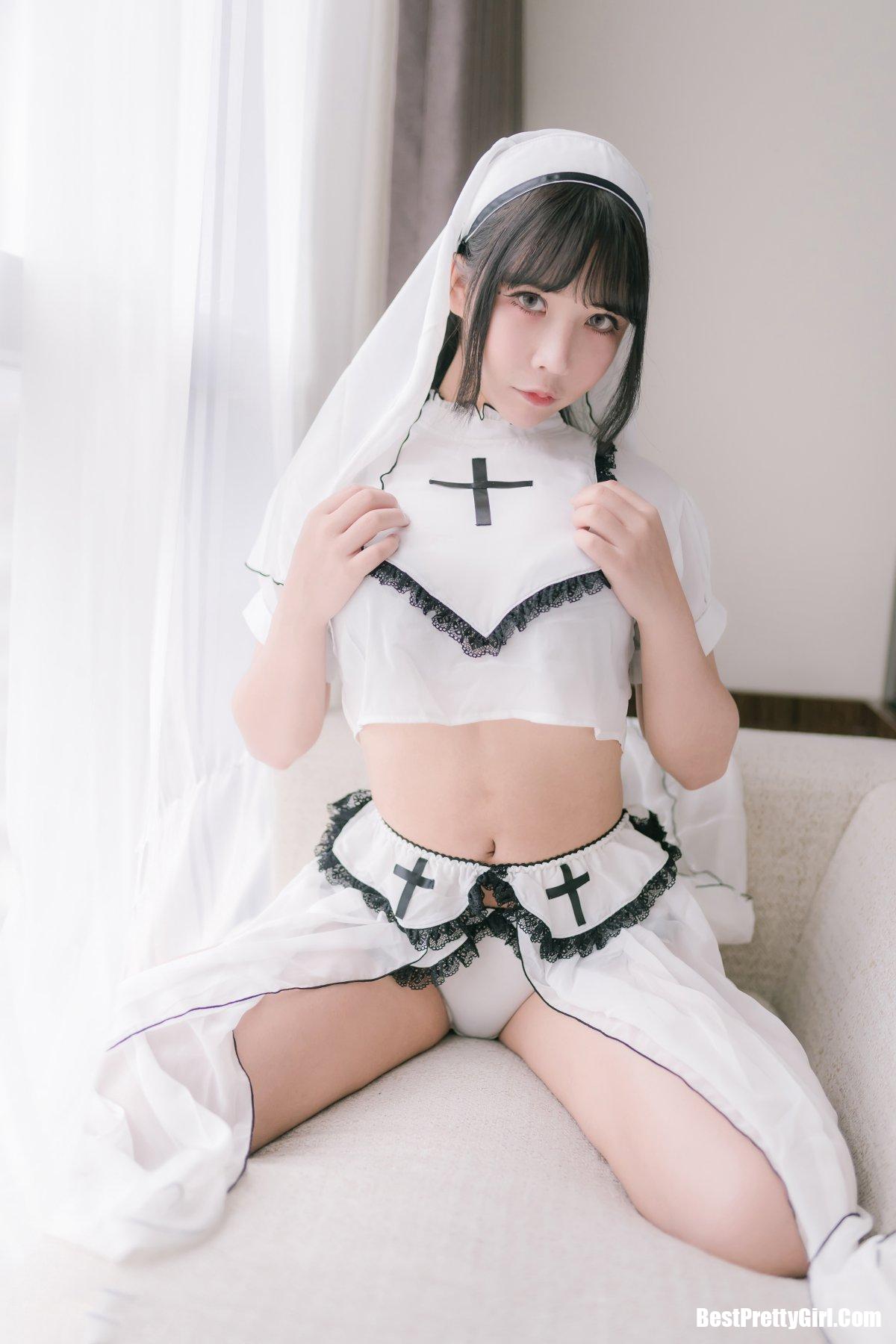 Coser@抱走莫子aa Vol.004 纯白修女 29