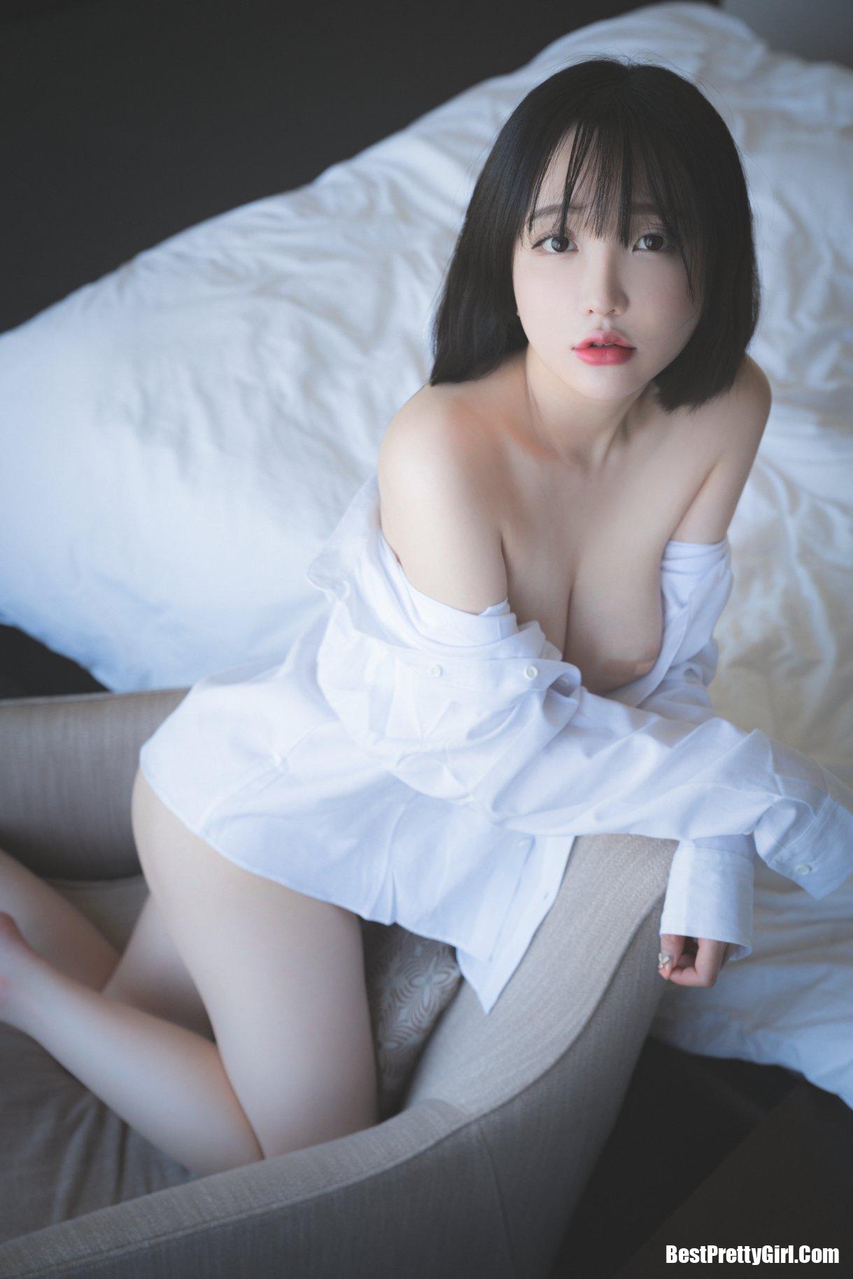 PureMedia Vol.070 Son Ye-Eun 53