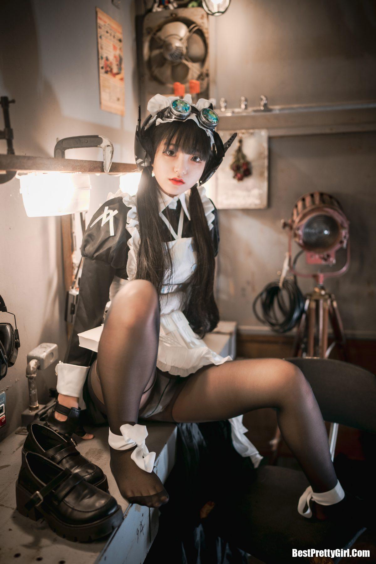 DJAWA Jeong Jenny (정제니) Combat Maid Mansion A - BestPrettyGirl.Com