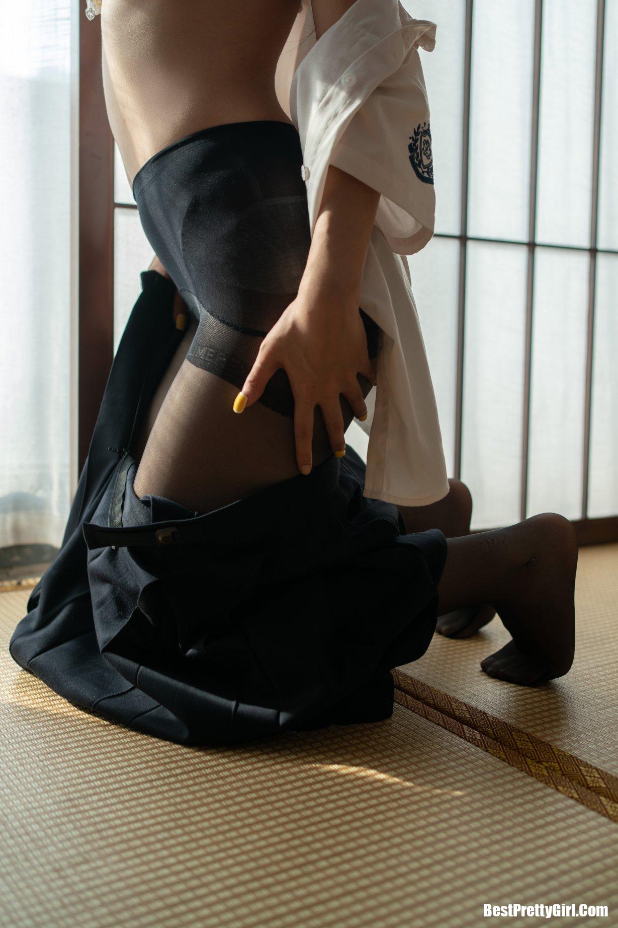 Coser@云溪溪 Vol.009 奶桃 黑丝学妹 23