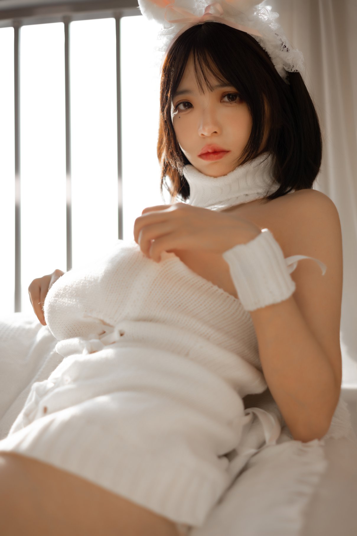 Coser@疯猫ss Vol.064 白色毛衣 0012