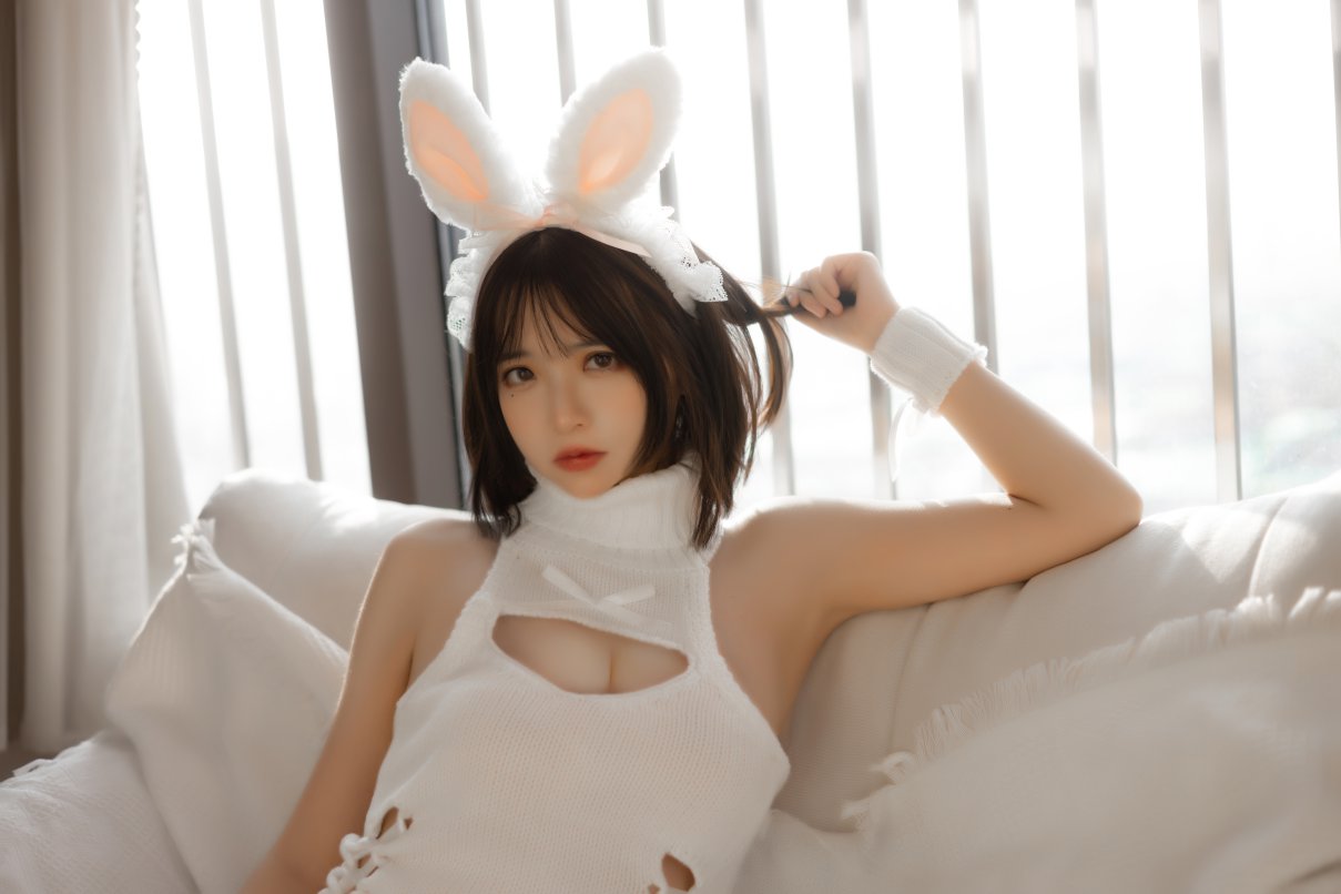 Coser@疯猫ss Vol.064 白色毛衣 0036