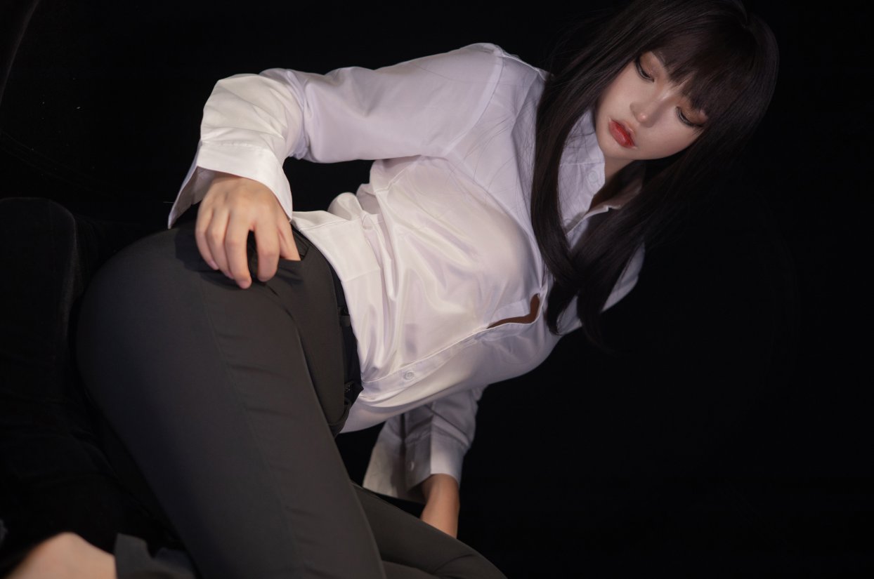 Coser@疯猫ss Vol.070 职业OL 0037