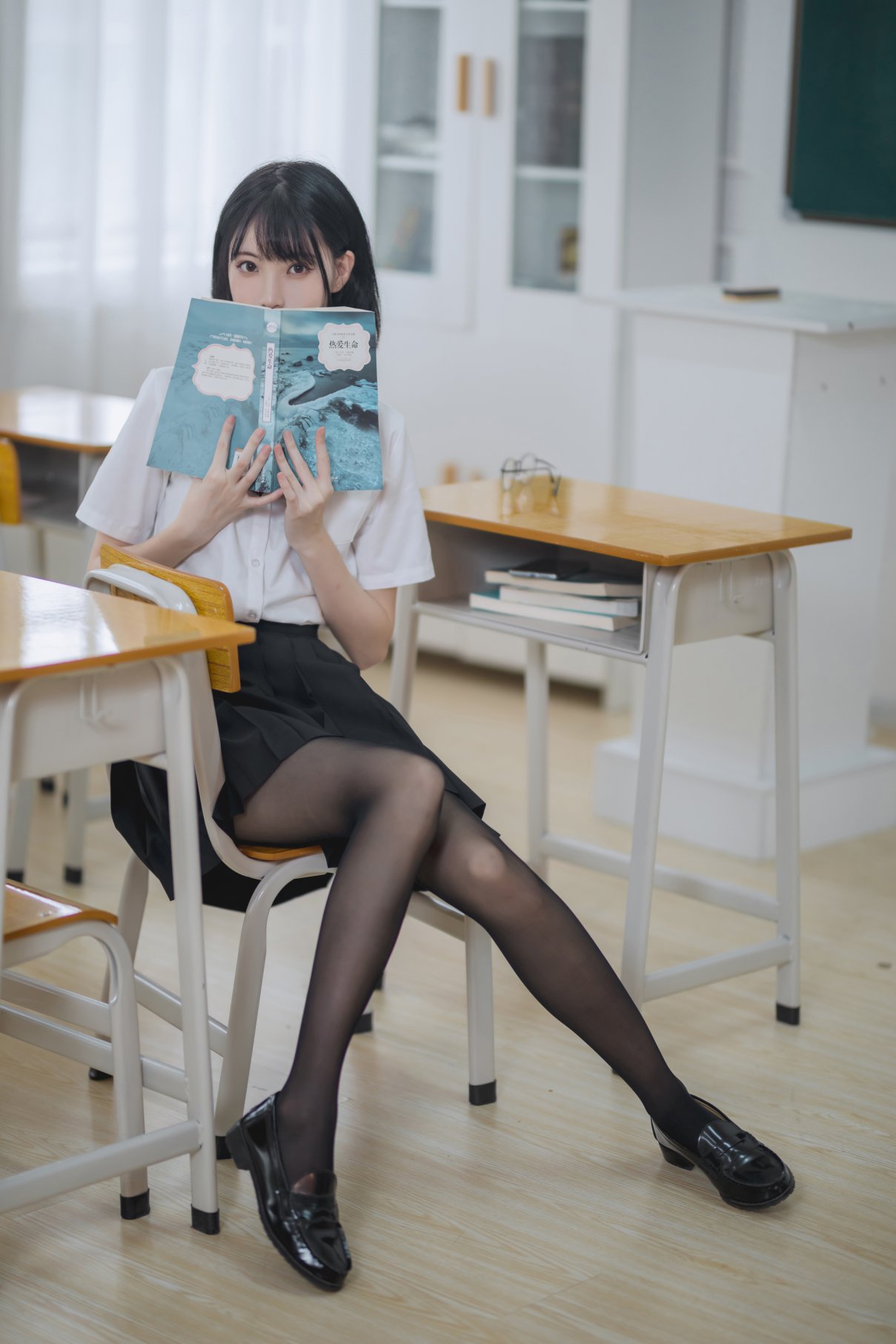 Coser@许岚LAN Vol.001 教室jk黑丝 0037