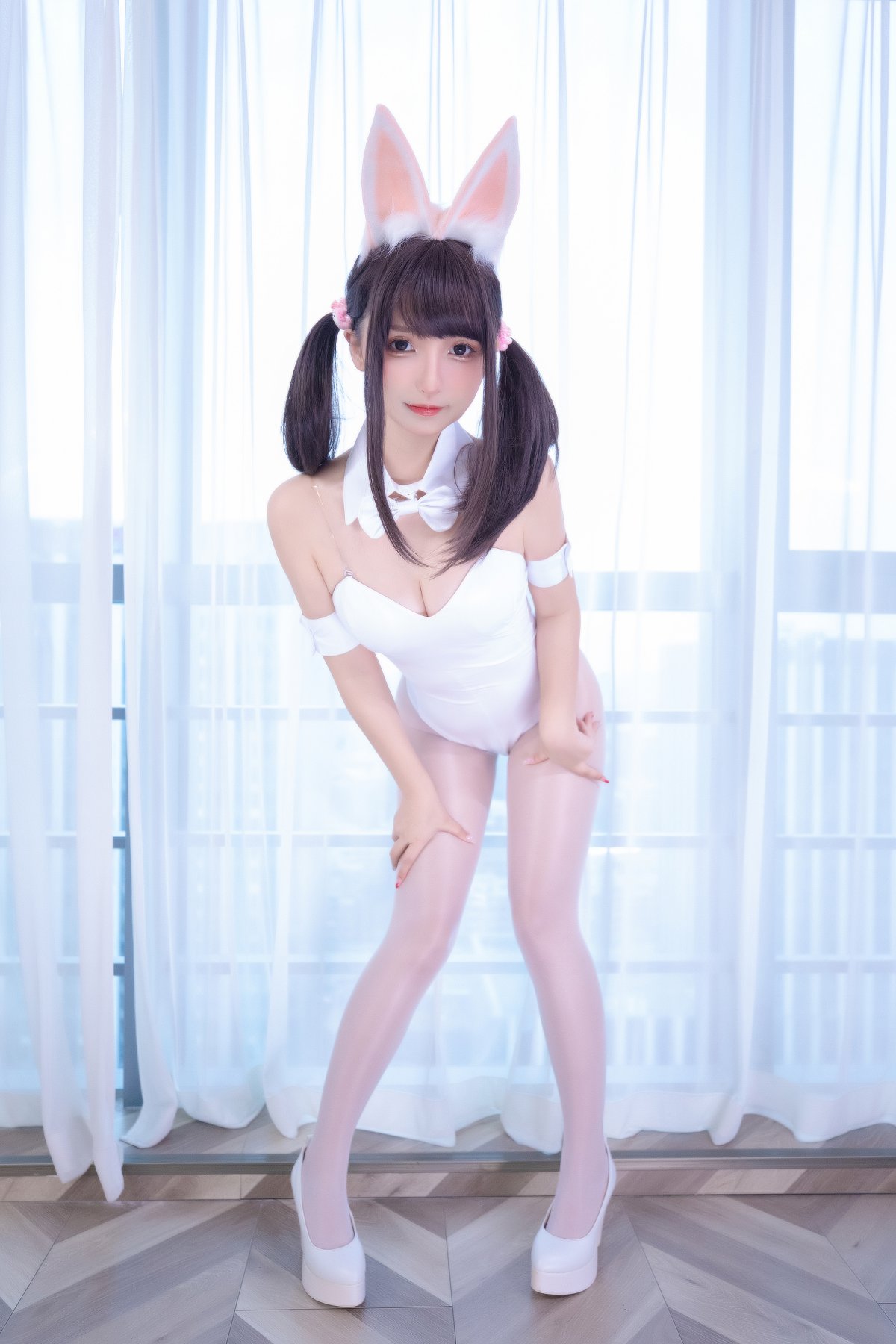 Coser@神楽坂真冬 Vol.077 兔女郎与钢管 B 0097