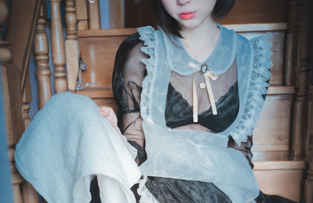 Coser@西园寺南鸽 Vol 004 透明女仆 0044 5872829070