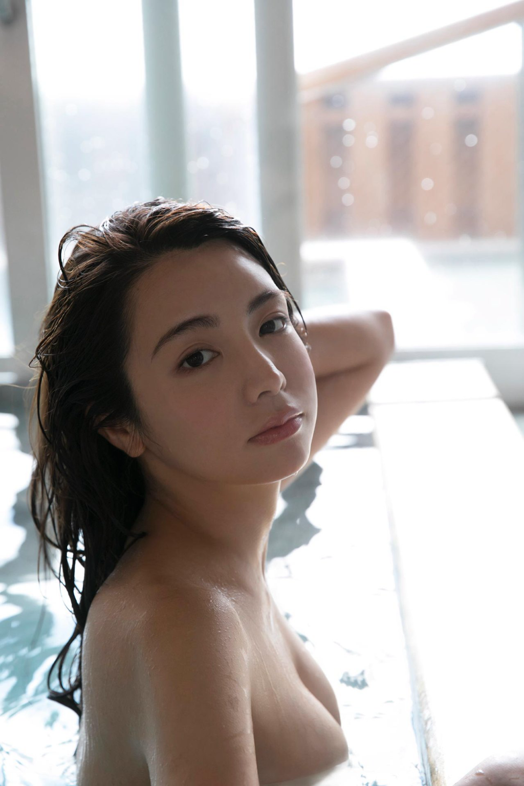 週刊ポストデジタル写真集 仲村美海 背中を流して B 72 0994995918