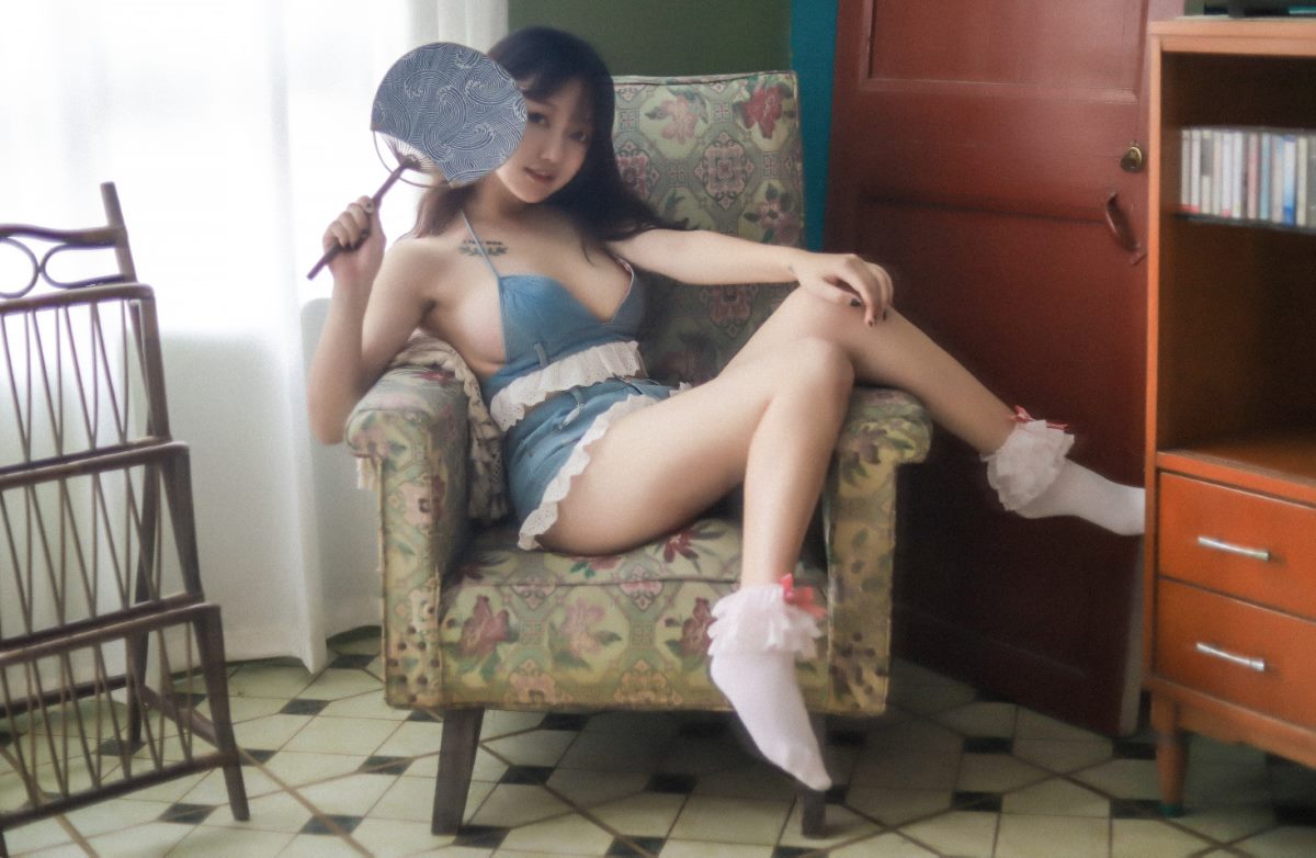 Coser@奇行家狗崽 Vol 003 桃子听蝉 0001 0374548671.jpg