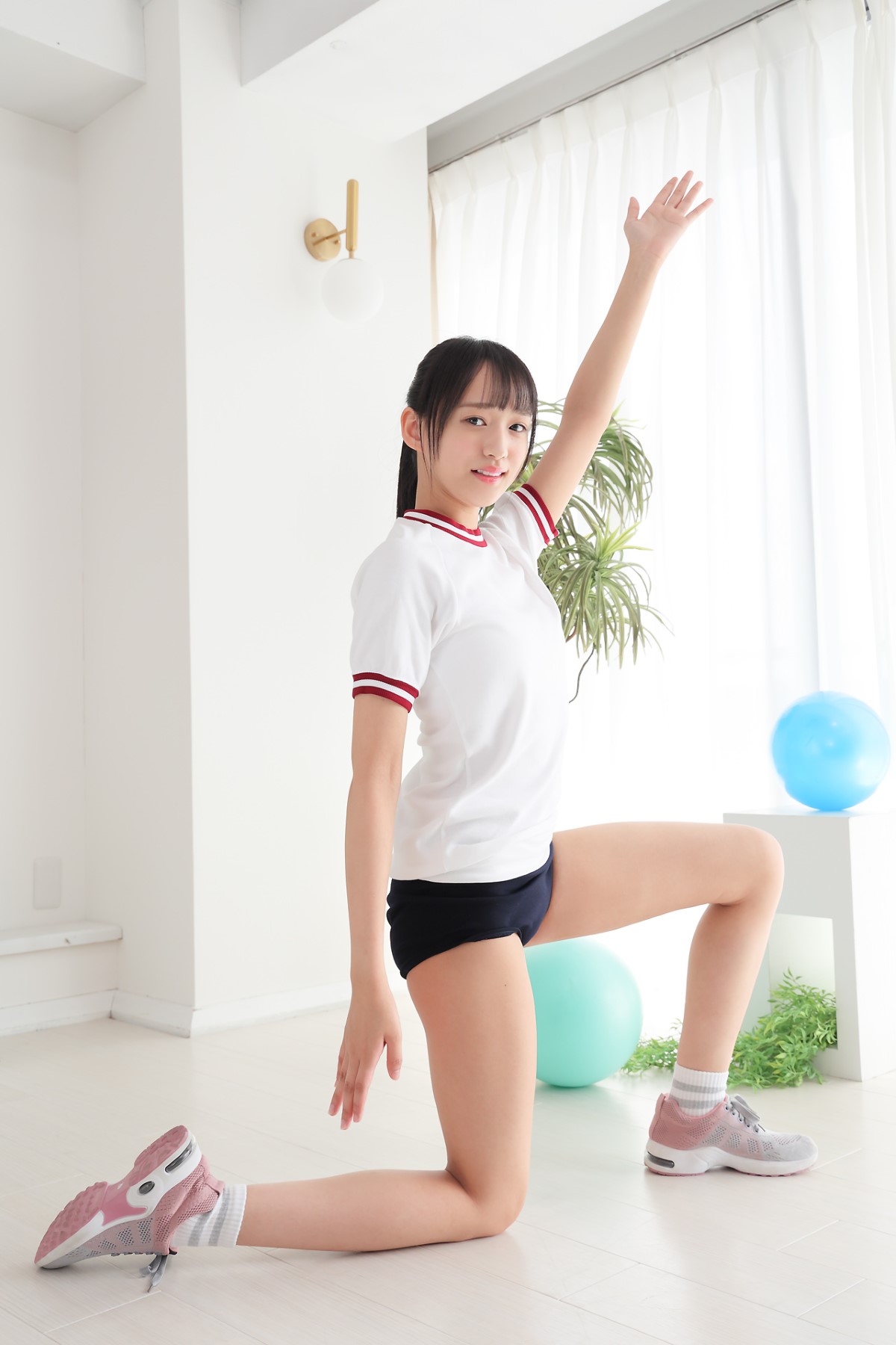 Minisuka.tv 2022 05 19 Yuna Sakiyama 咲山ゆな Regular Gallery 02 021.jpg