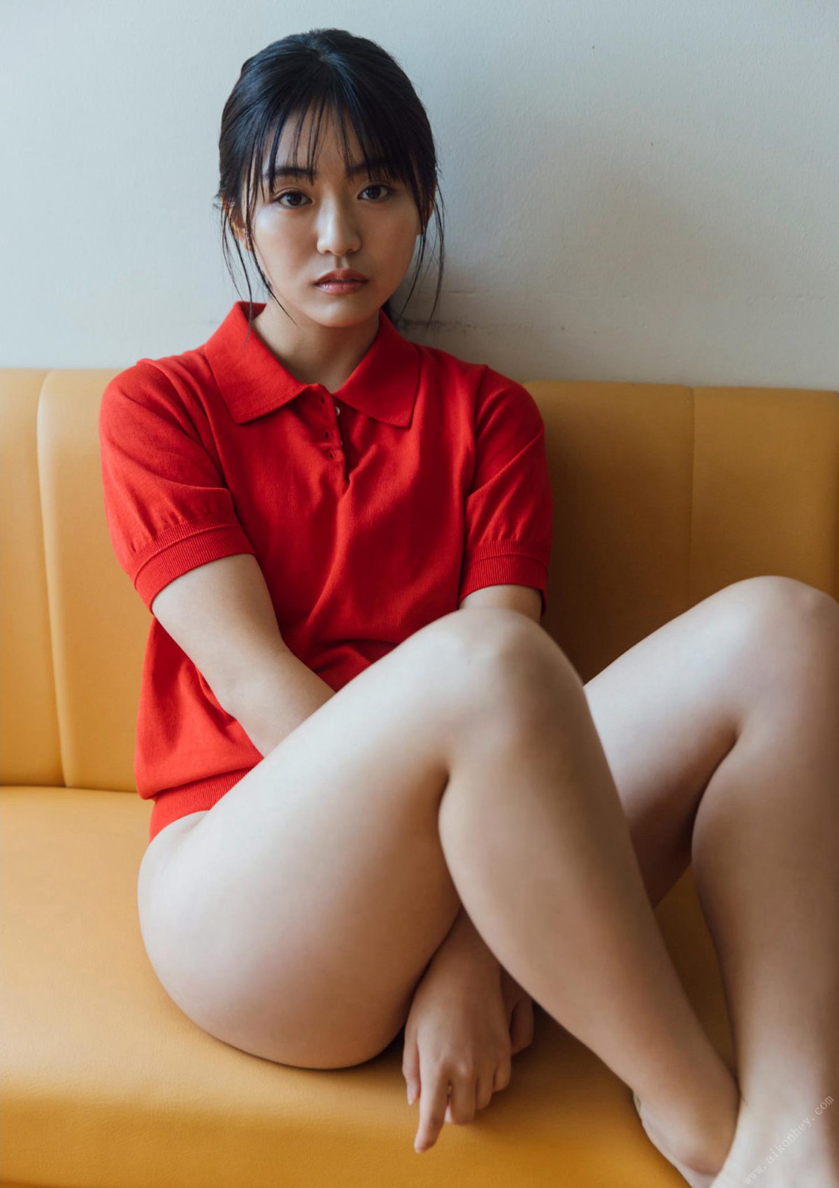 BLT Photobook 2022 02 03 Runa Toyoda 豊田ルナ Your Warmth きみのぬくもり 0016 9009477338.jpg