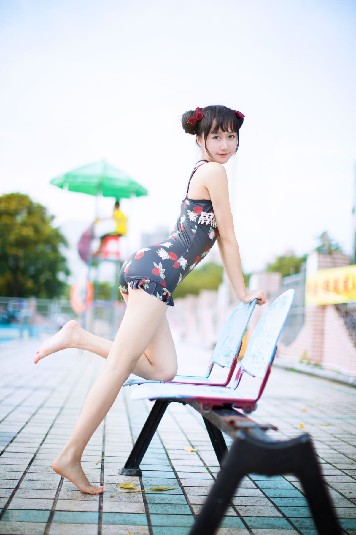 Coser@木绵绵OwO Vol 022 草莓泳衣 0032 3609881412.jpg