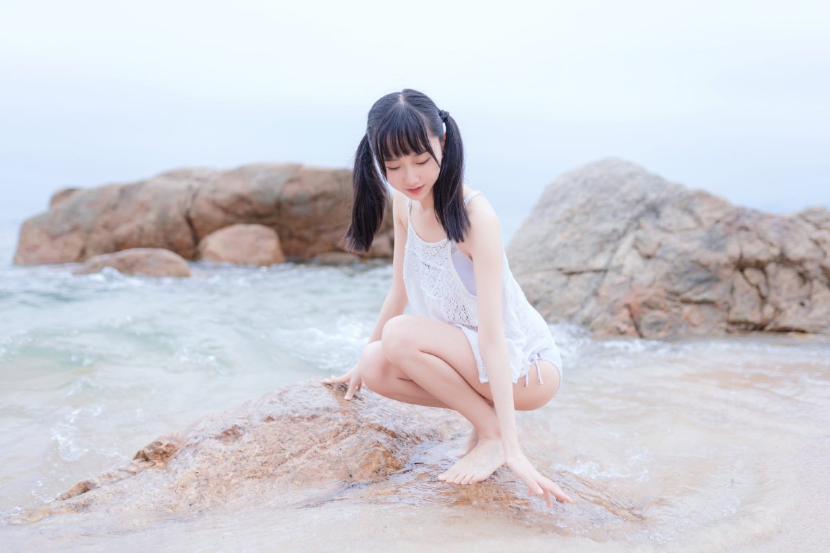 Coser@木绵绵OwO Vol 024 海边白色比基尼电子版 0016 0786351584.jpg