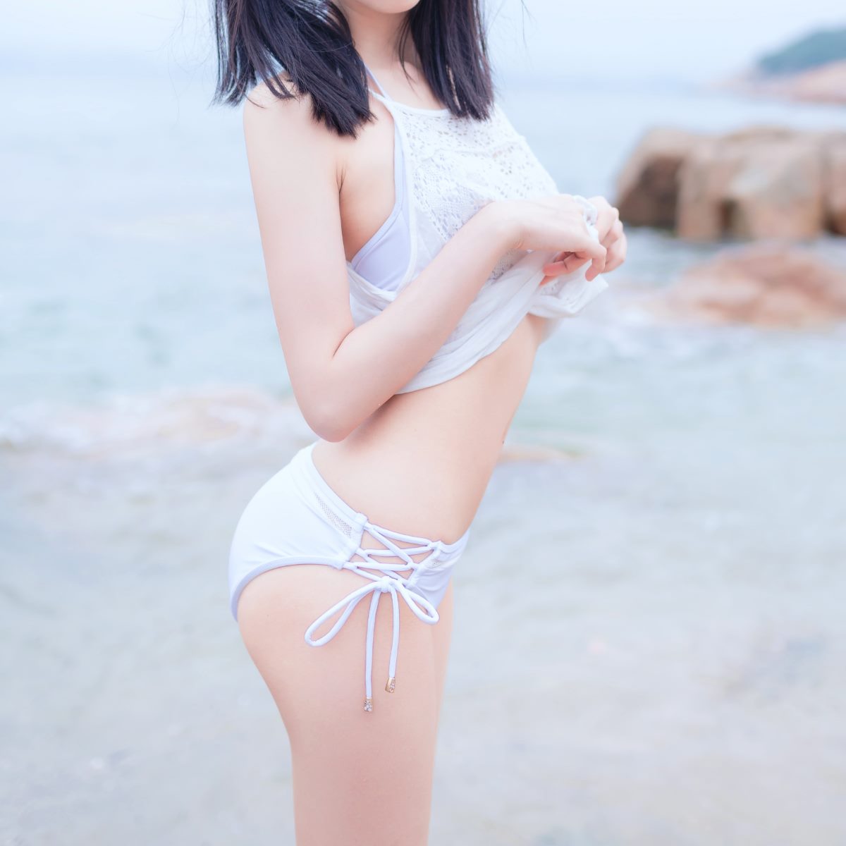 Coser@木绵绵OwO Vol 024 海边白色比基尼电子版 0027 0531296985.jpg