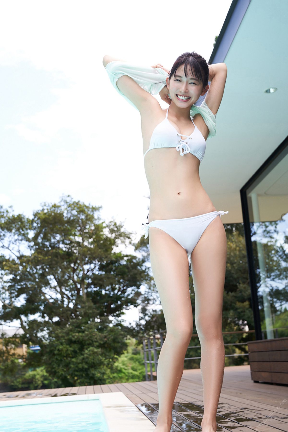 FRIDAY Digital Photobook 2019 11 29 Nene Shida 志田音々 First Bikini Of An Active Female College Student Vol 2 0016 9894718672.jpg