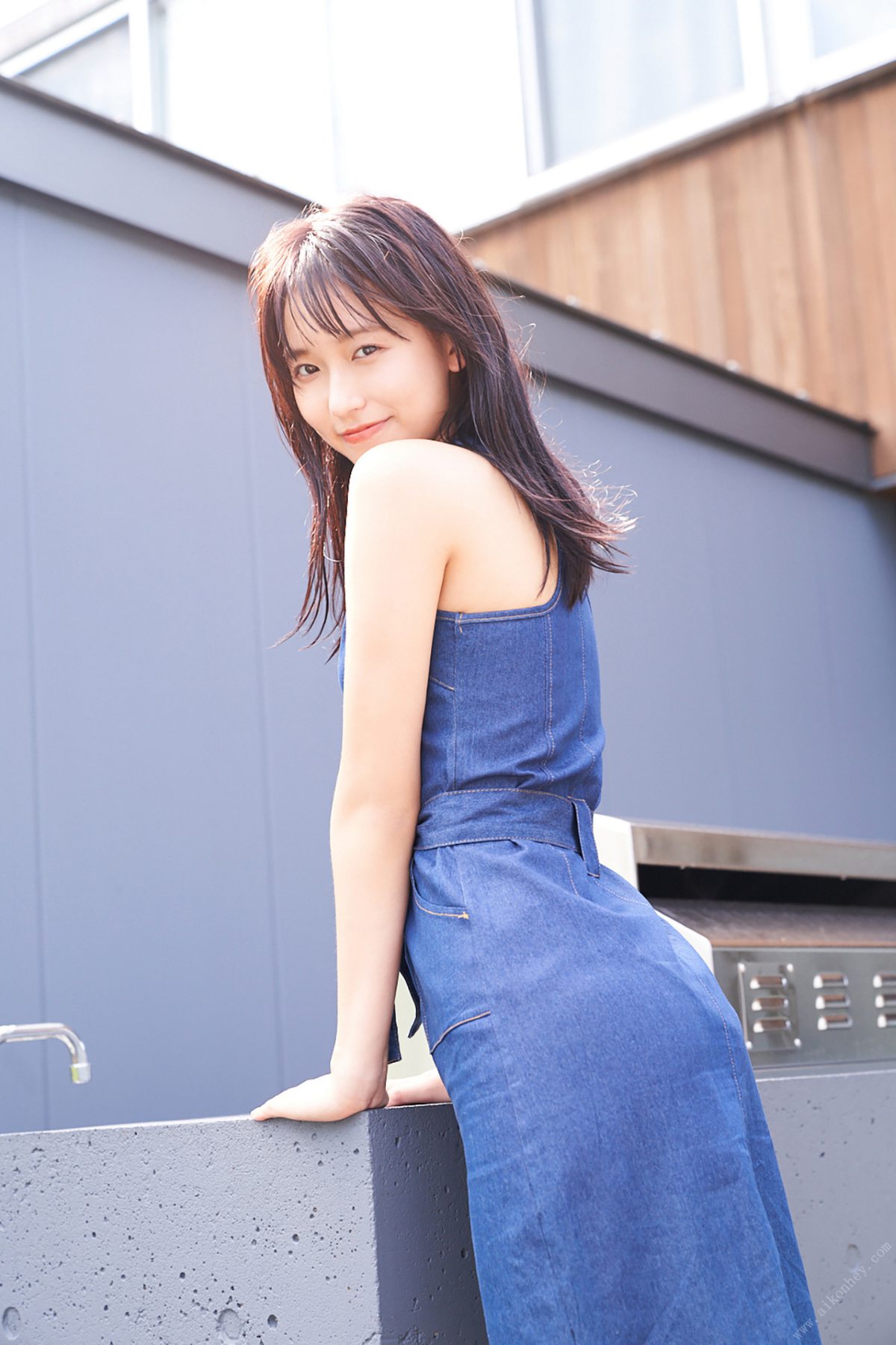 FRIDAY Digital Photobook 2019 11 29 Nene Shida 志田音々 First Bikini Of An Active Female College Student Vol 2 0058 2484169800.jpg