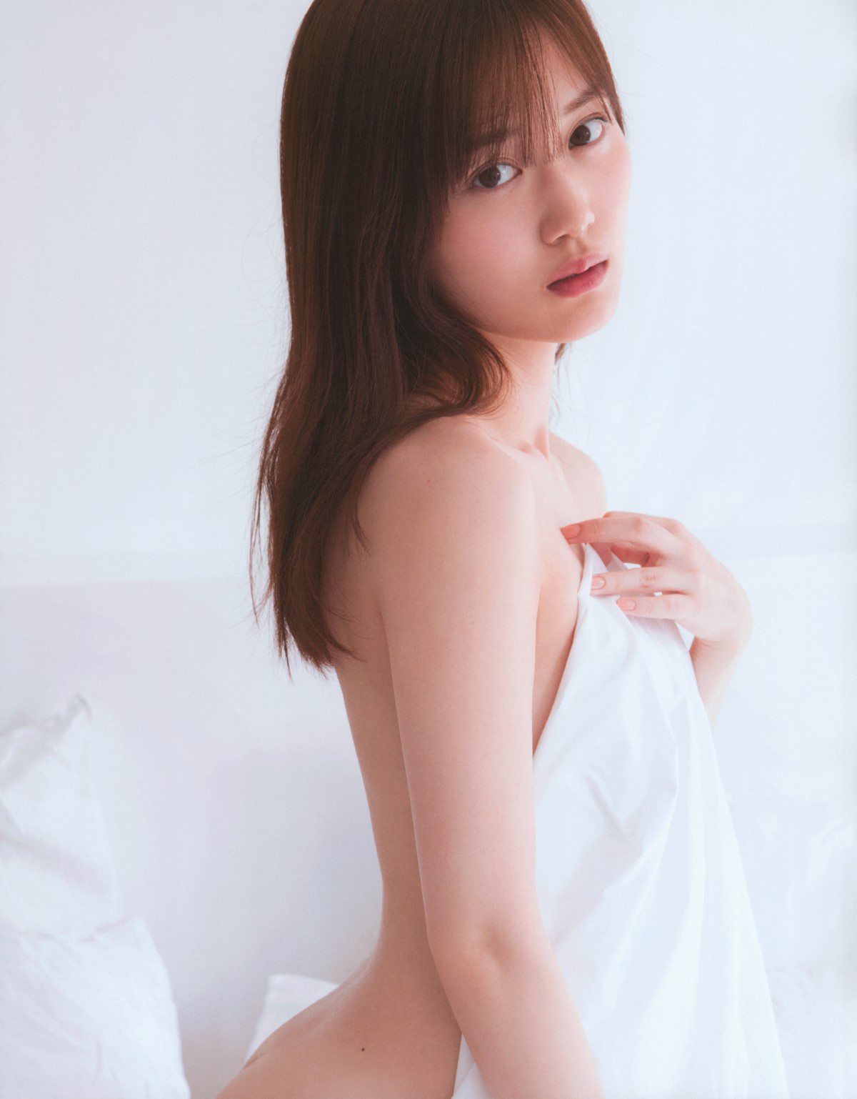 Photobook 乃木坂46 山下美月1st写真集 忘れられない人 B 00120 6529822005.jpg