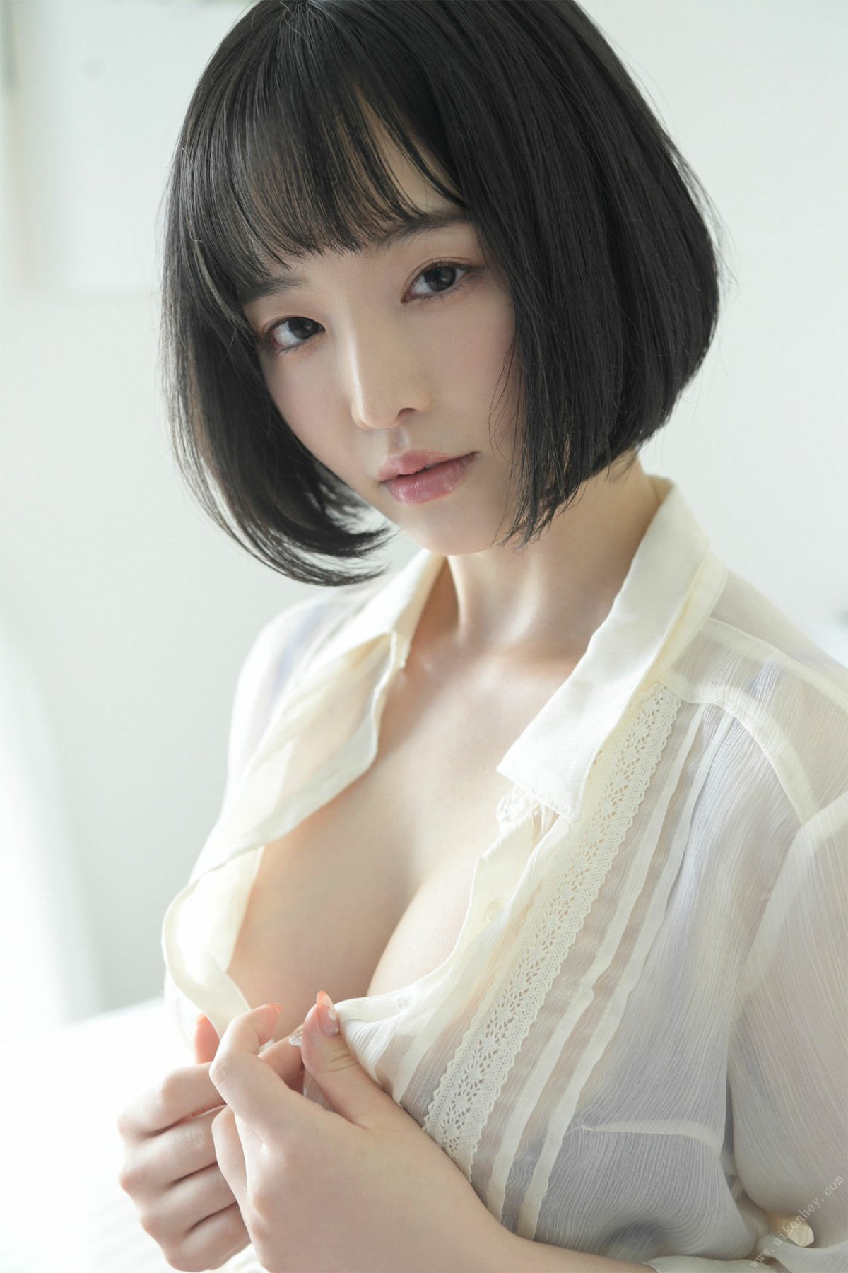 FRIDAY Digital Photobook Tsubaki Sannomiya 三宮つばき Its too naughty Vol 2 えっちすぎるよ Vol 2 2021 04 30 0006 1401818111.jpg