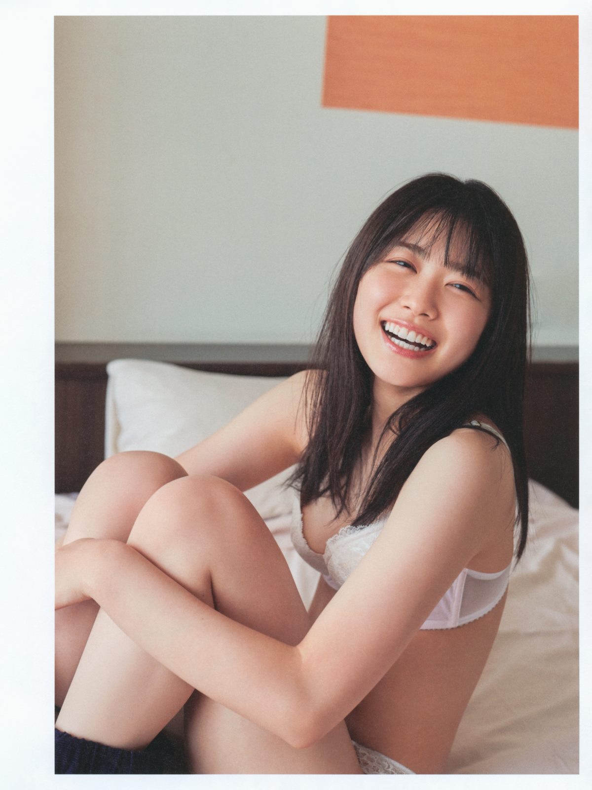 Photobook Akari Nibu 丹生明里 1st Photobook Easy Relationship やさしい関係 2022 07 26 A 0038 7615516648.jpg