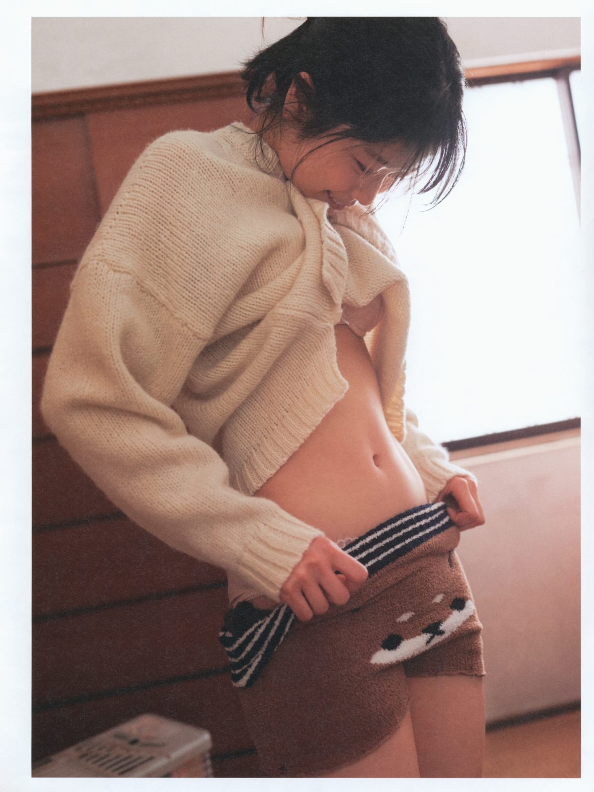 Photobook Akari Nibu 丹生明里 1st Photobook Easy Relationship やさしい関係 2022 07 26 B 0053 4379760056.jpg