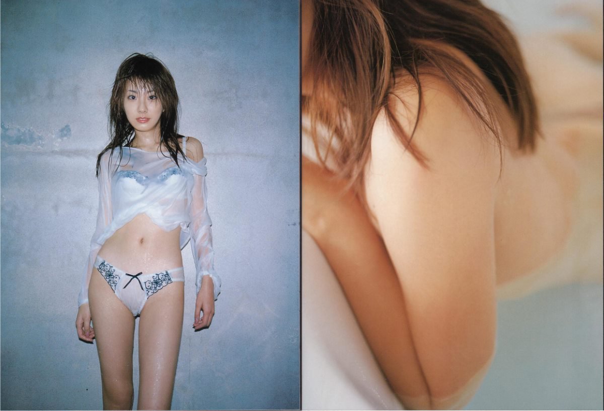Photobook Azusa Yamamoto 山本梓 as a girl アズ ア ガール 2004 05 08 0013 9538199990.jpg