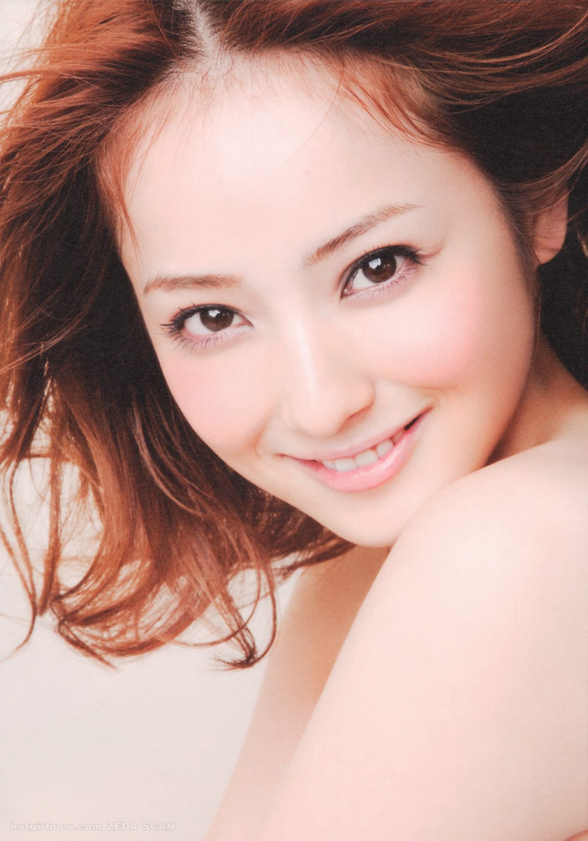 Photobook Nozomi Sasaki 佐々木希 Non non 2011 12 01 0081 6508728875.jpg