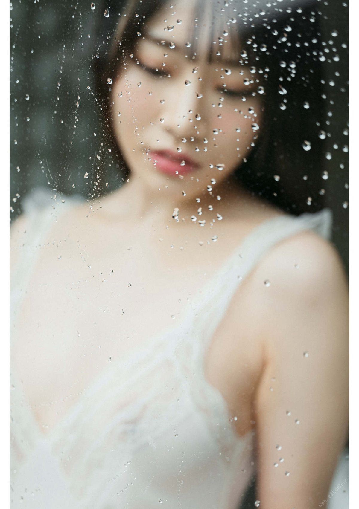 Photobook Saika Kawakita 河北彩花 Taken とられち 2022 07 11 0120 8558696995.jpg