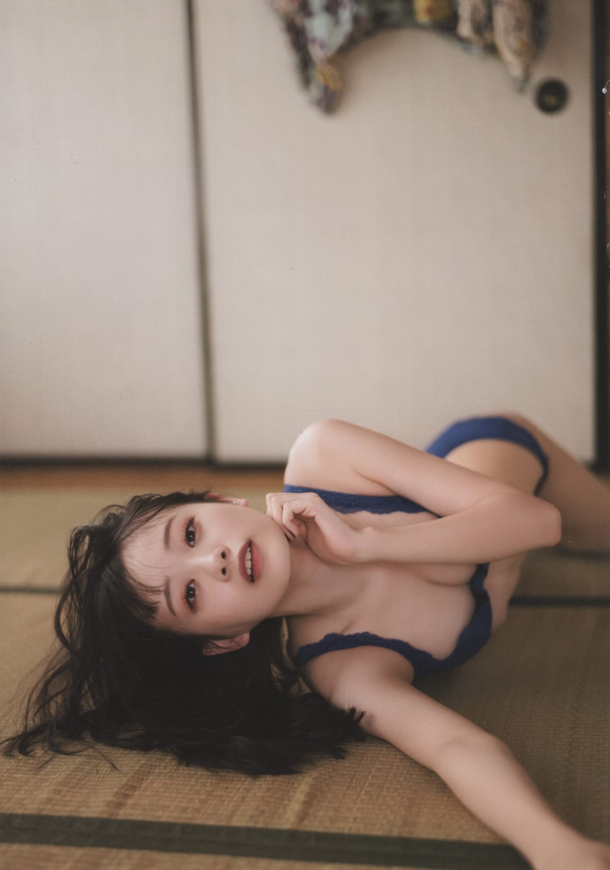 Photobook Yui Yokoyama 横山結衣 1st Photobook Immature Light 未熟な光 2021 02 22 0077 1235128479.jpg