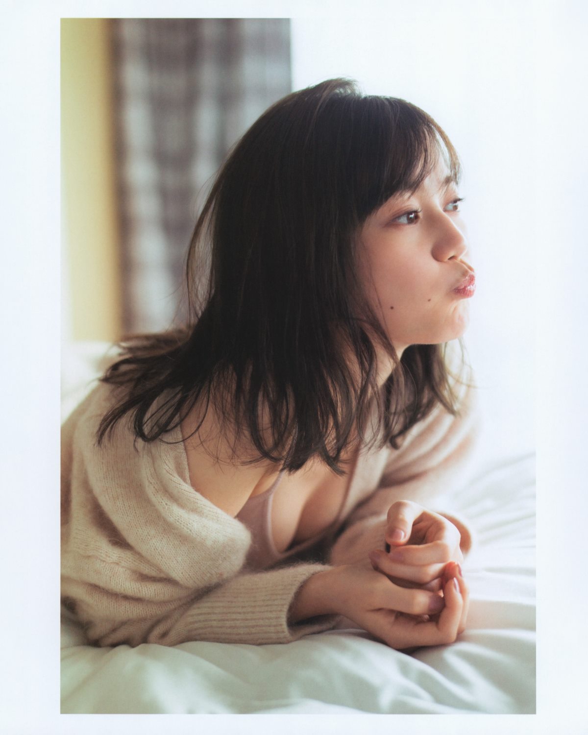 Photobook 生田絵梨花 乃木坂46卒業記念メモリアルブック カノン 0072 0229236153.jpg