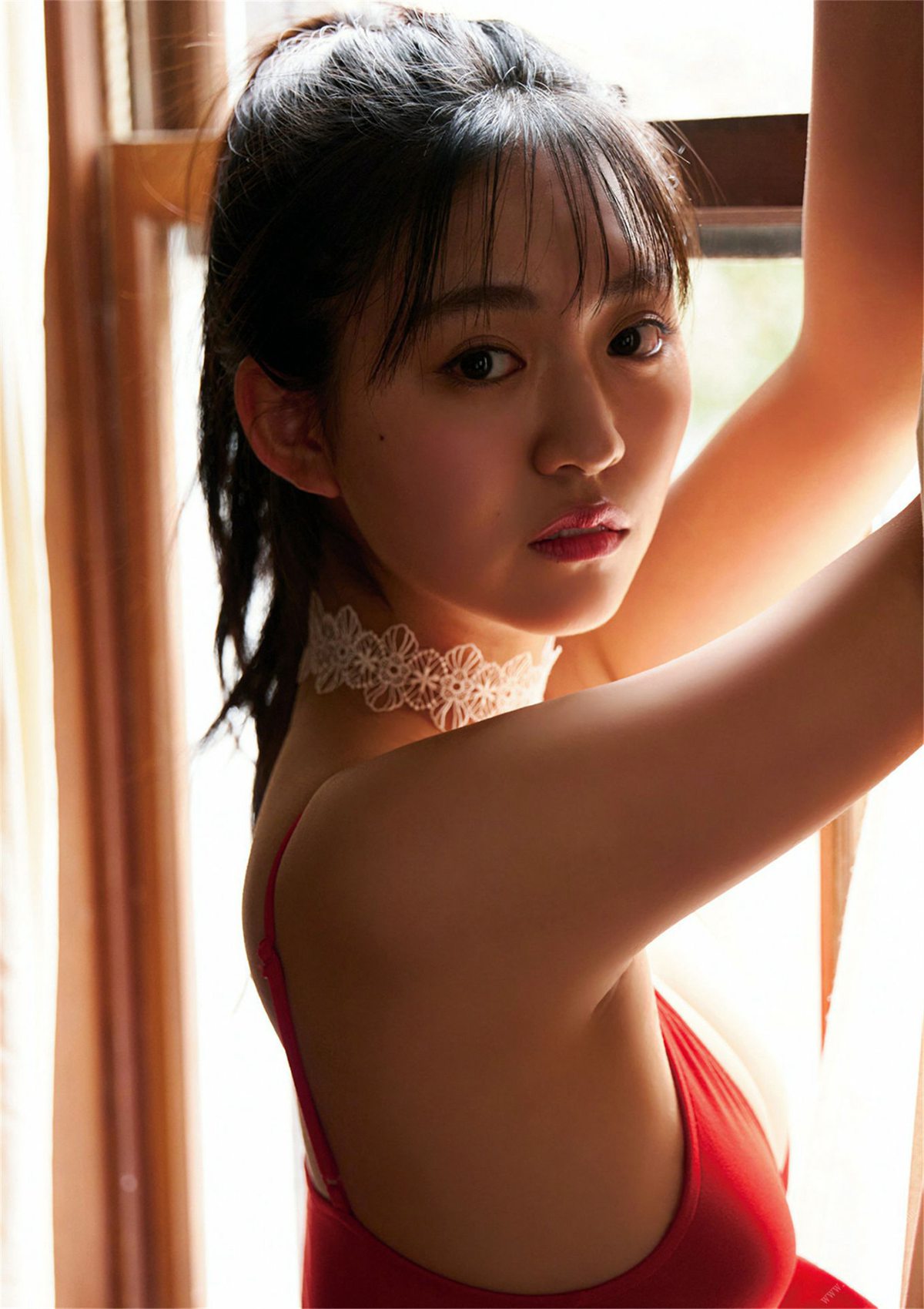 Photobook 豊田ルナ 挑発的な女のコ BRODYデジタル写真集 0081 3837810300.jpg