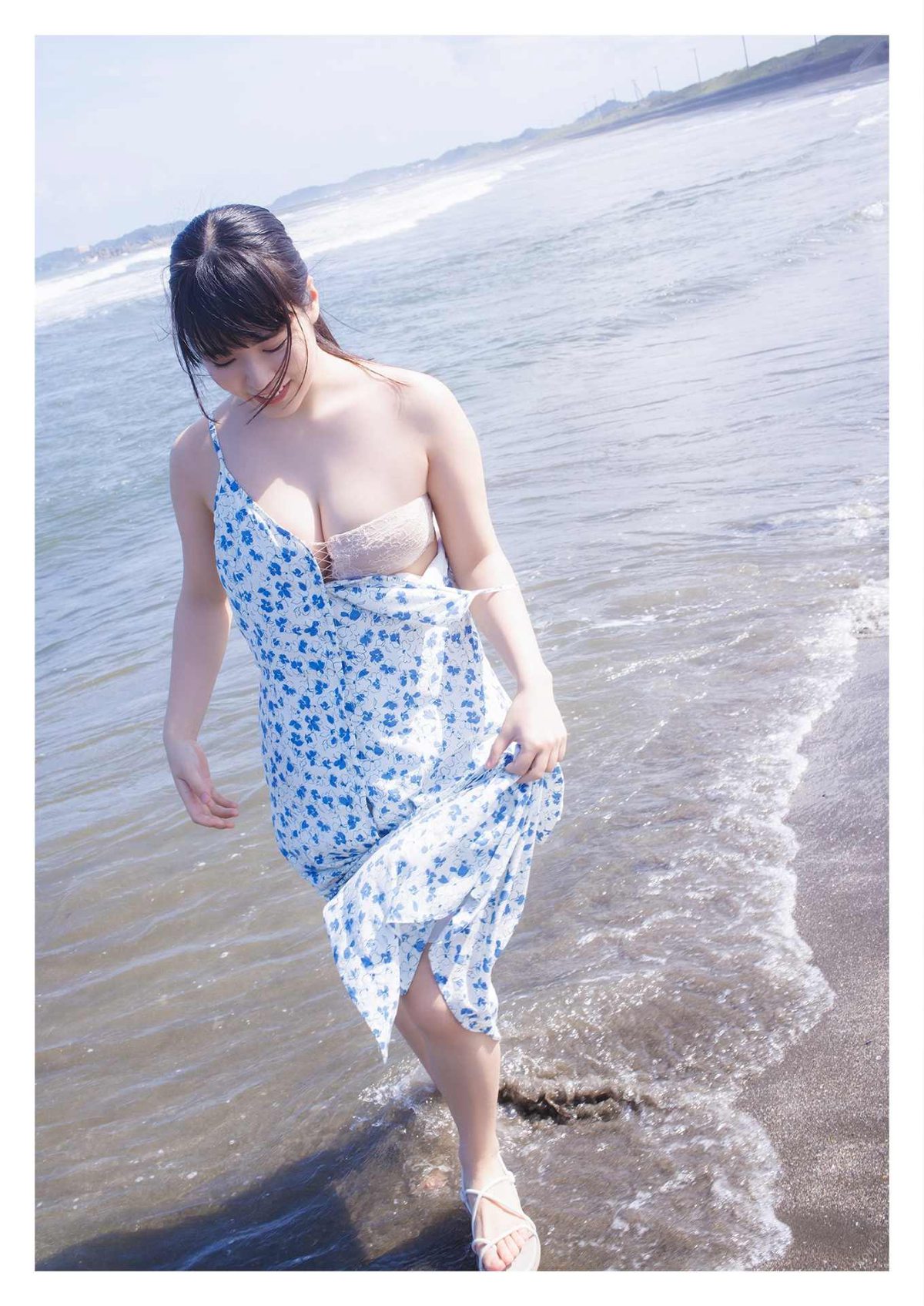 YJ Photobook Umi Shinonome 東雲うみ The body I want to show 見せたい身体 2022 07 07 0036 7688957391.jpg