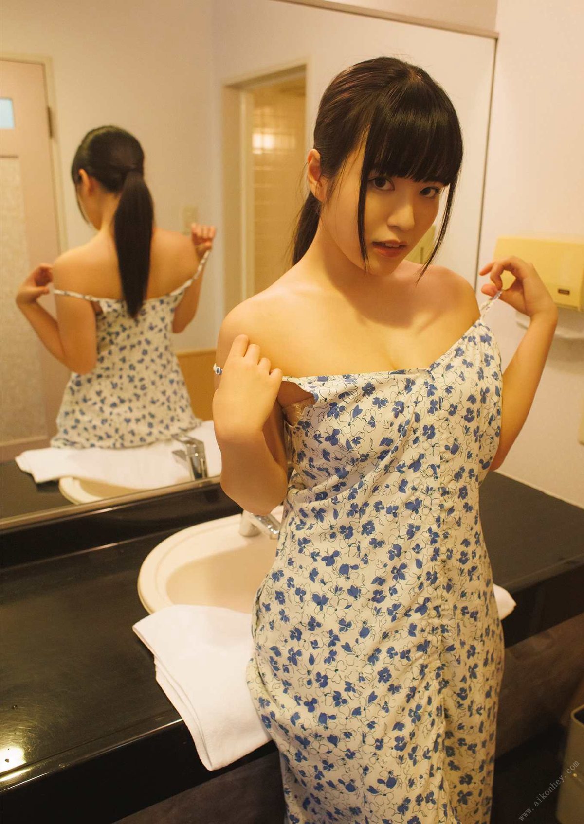 YJ Photobook Umi Shinonome 東雲うみ The body I want to show 見せたい身体 2022 07 07 0039 1445587531.jpg