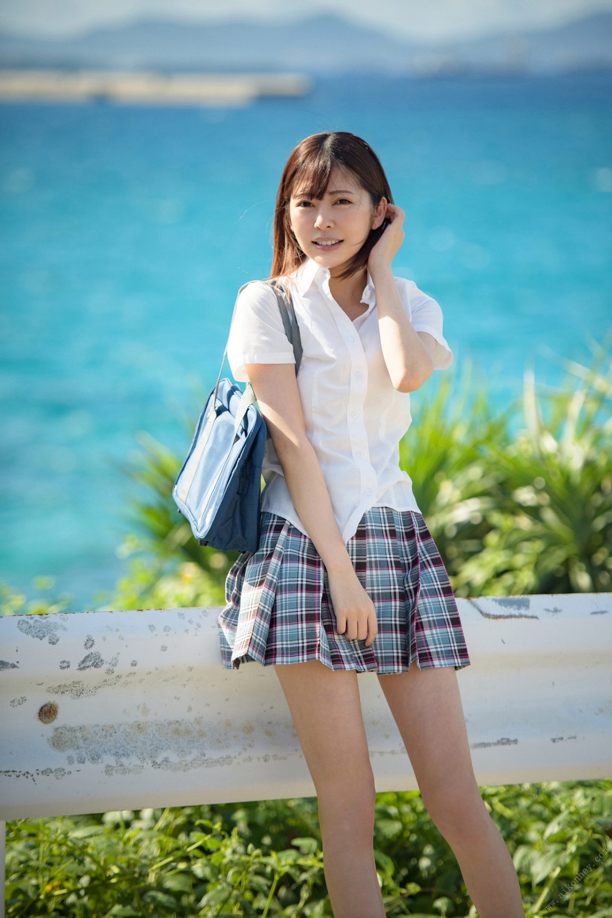 夏 駆ける 空 Blue sky Blue  森日向子ヘアヌード写真集 0004 5541463078.jpg