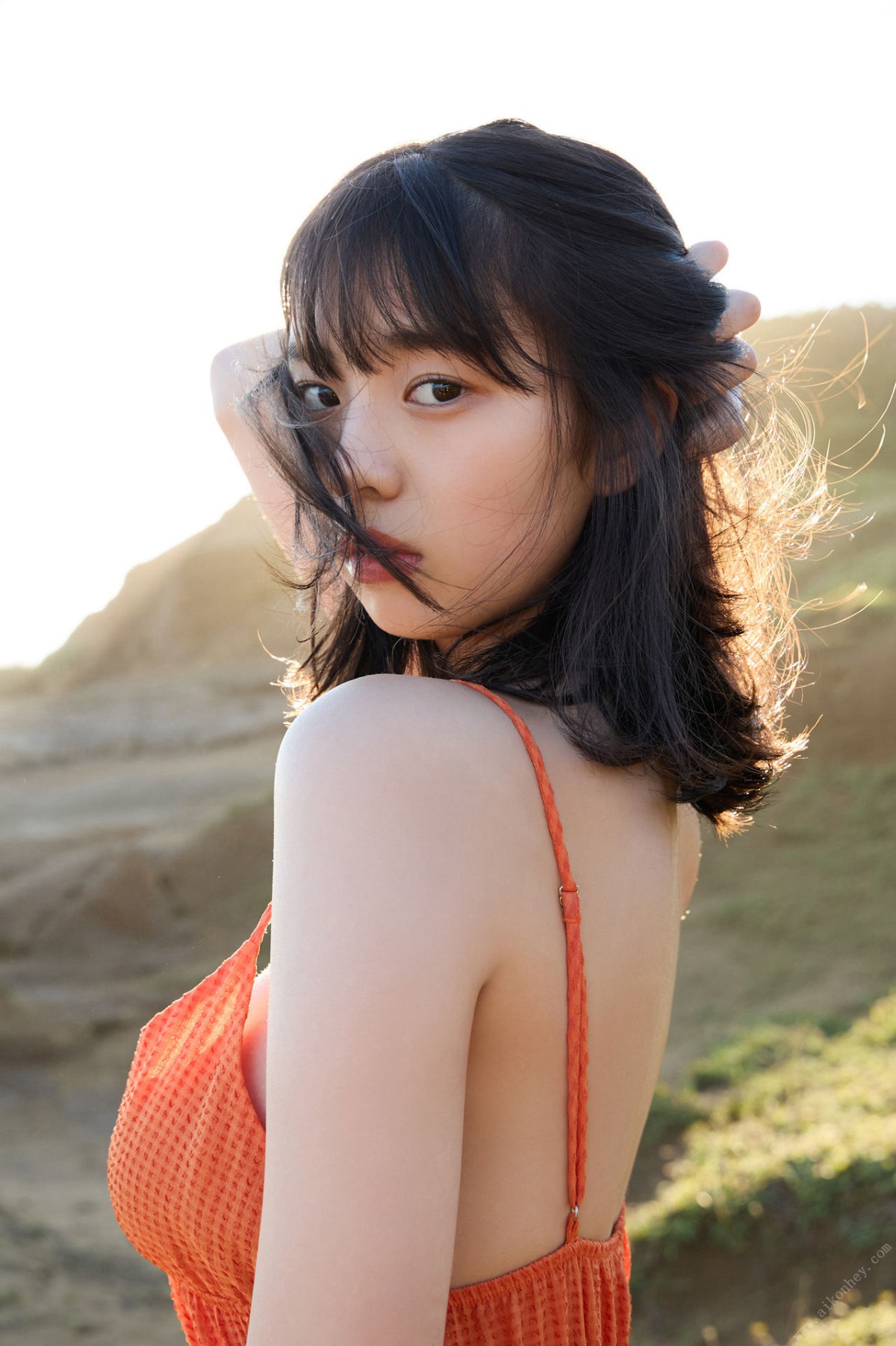 FRIDAY Digital Photobook 2022 10 06 Hina Kikuchi 菊地姫奈 Overwhelming heroine Vol 002 0106 1165058352.jpg