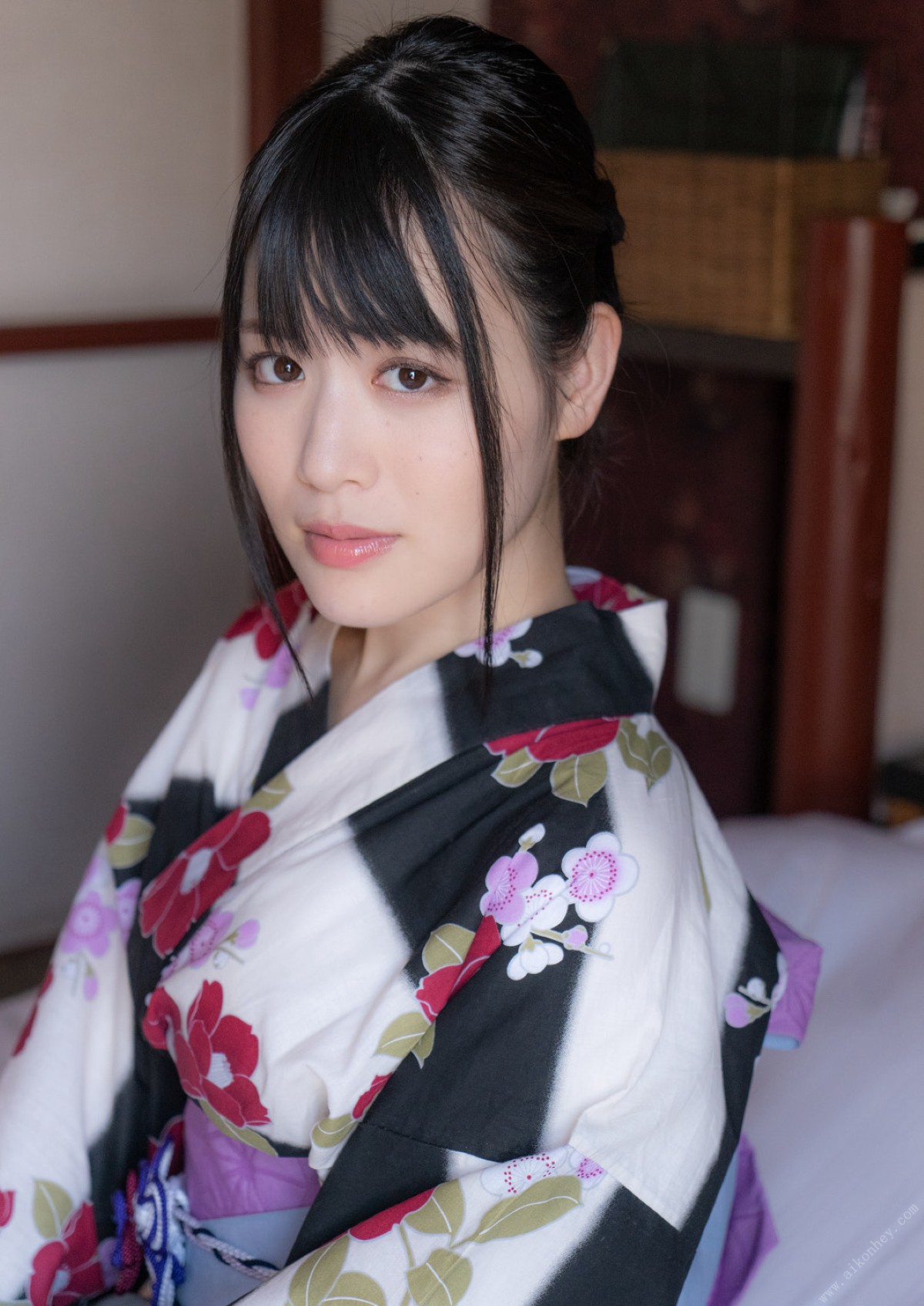 Photobook 2021 03 20 Yukina Shida 志田雪奈 Lovey Dovey Kimono Date 0017 2886381329.jpg