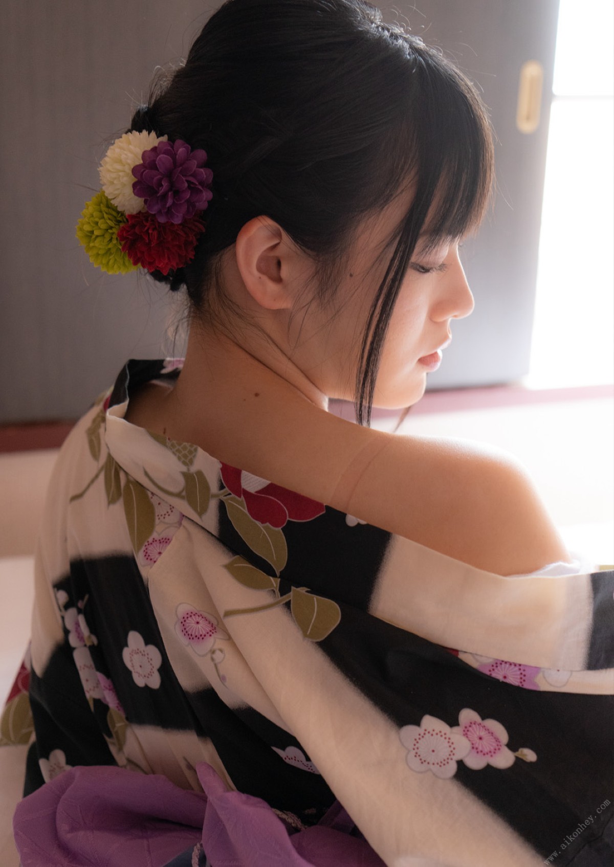 Photobook 2021 03 20 Yukina Shida 志田雪奈 Lovey Dovey Kimono Date 0024 8609427102.jpg