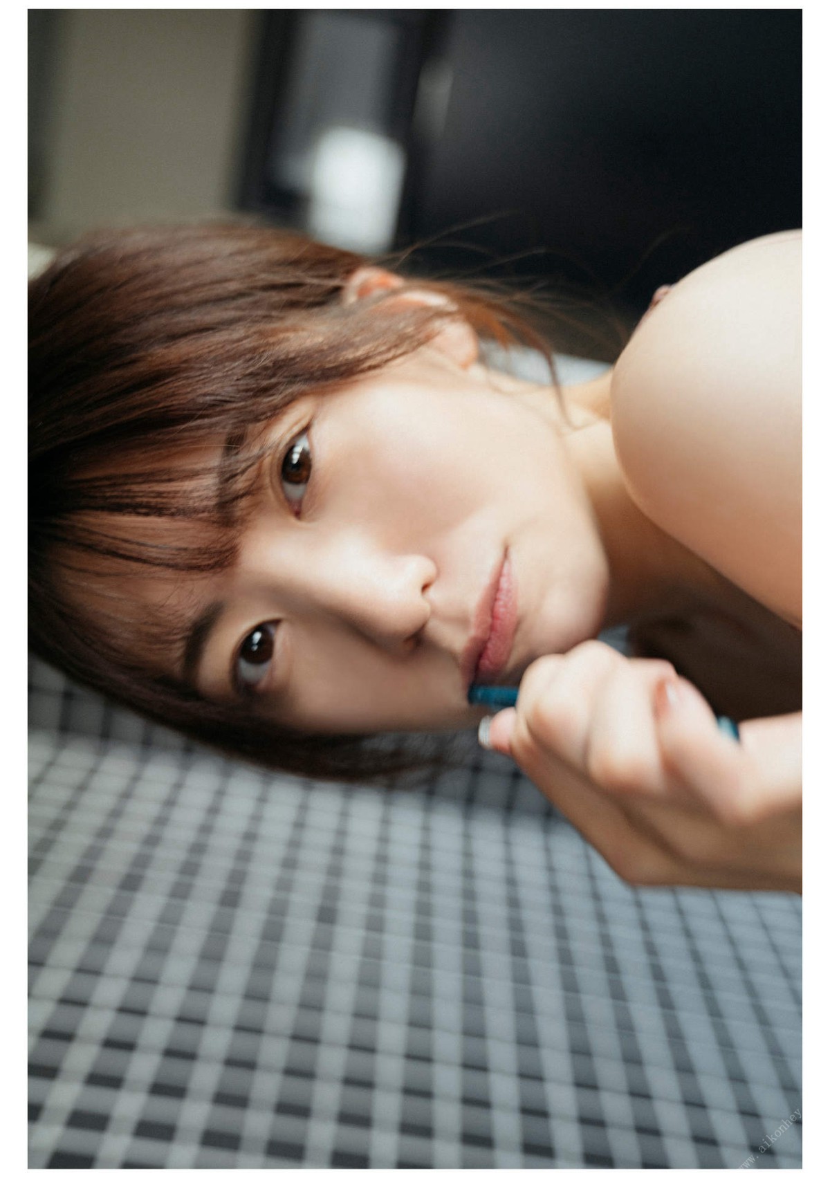 Photobook 2022 09 30 Aika Yamagishi 山岸逢花 Torarechi 0037 1458102570.jpg