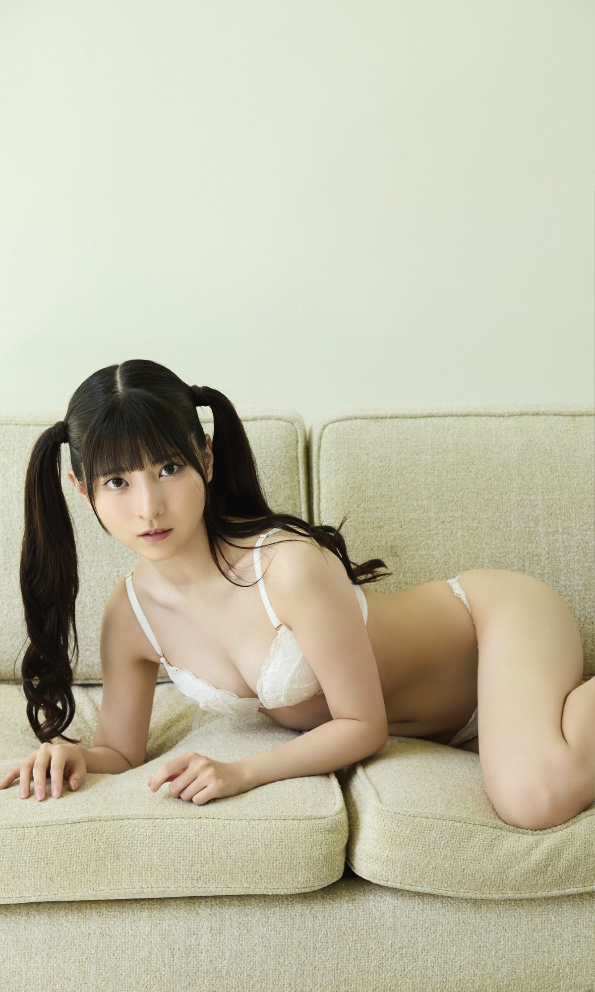 Photobook 2022 10 31 Rui Takanashi 小鳥遊るい Rikejo Advent 0006 2222639066.jpg