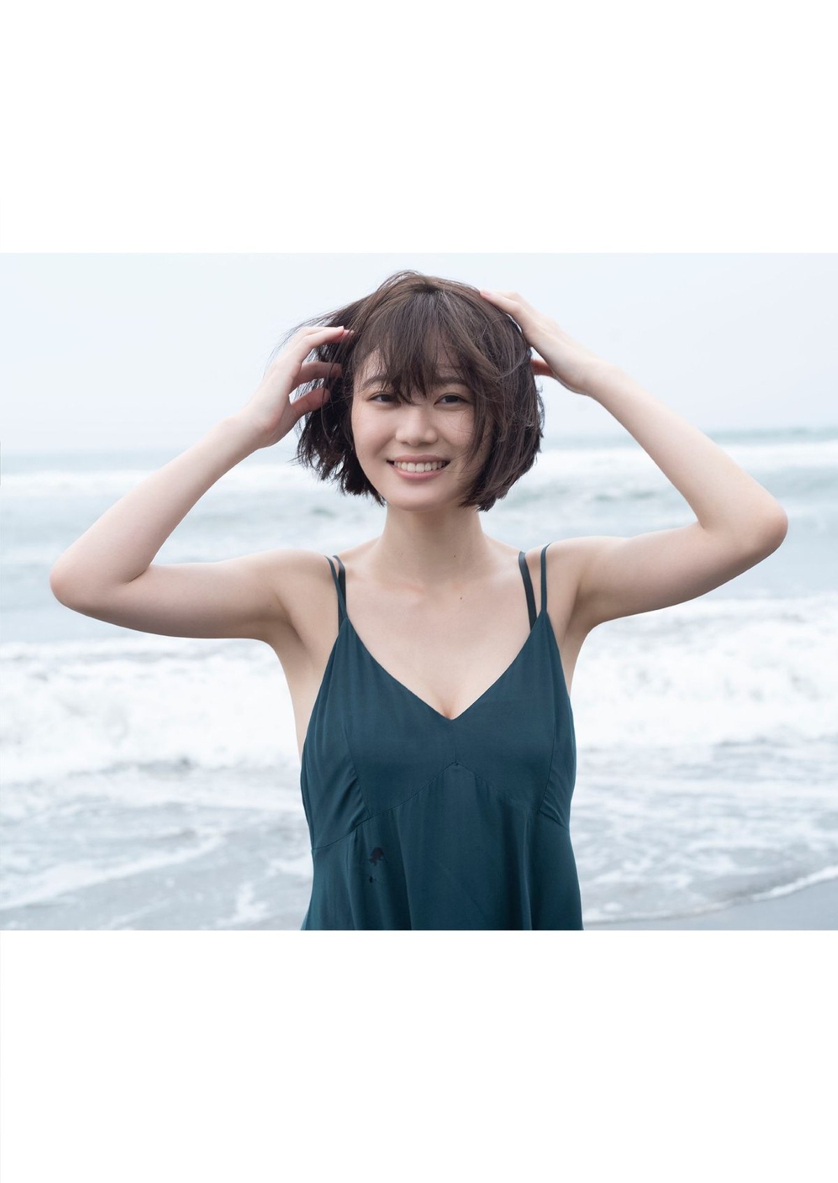 YJ Photobook 2022 10 22 Ikechan いけちゃん Mote Asobu 0005 3303752866.jpg