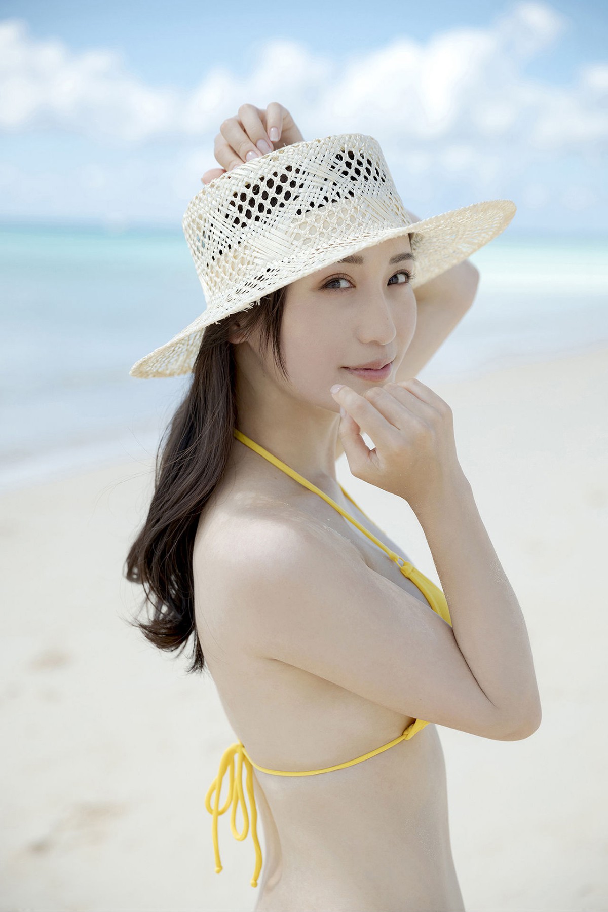 Idol Nippon 2022 09 01 Ema Ito 伊藤愛真 When I Suddenly Tried On Emato Southern Island No Watermark 0018 9884403882.jpg