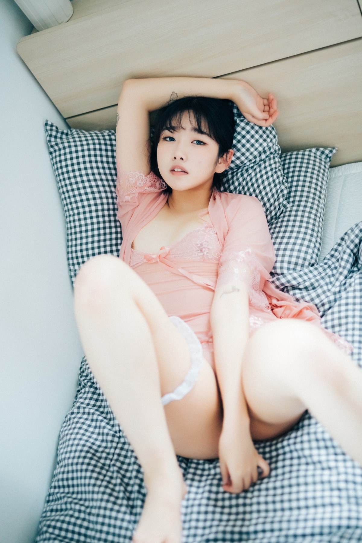 Loozy SonSon 손손 Date At Home S Ver 0064 1682891548.jpg