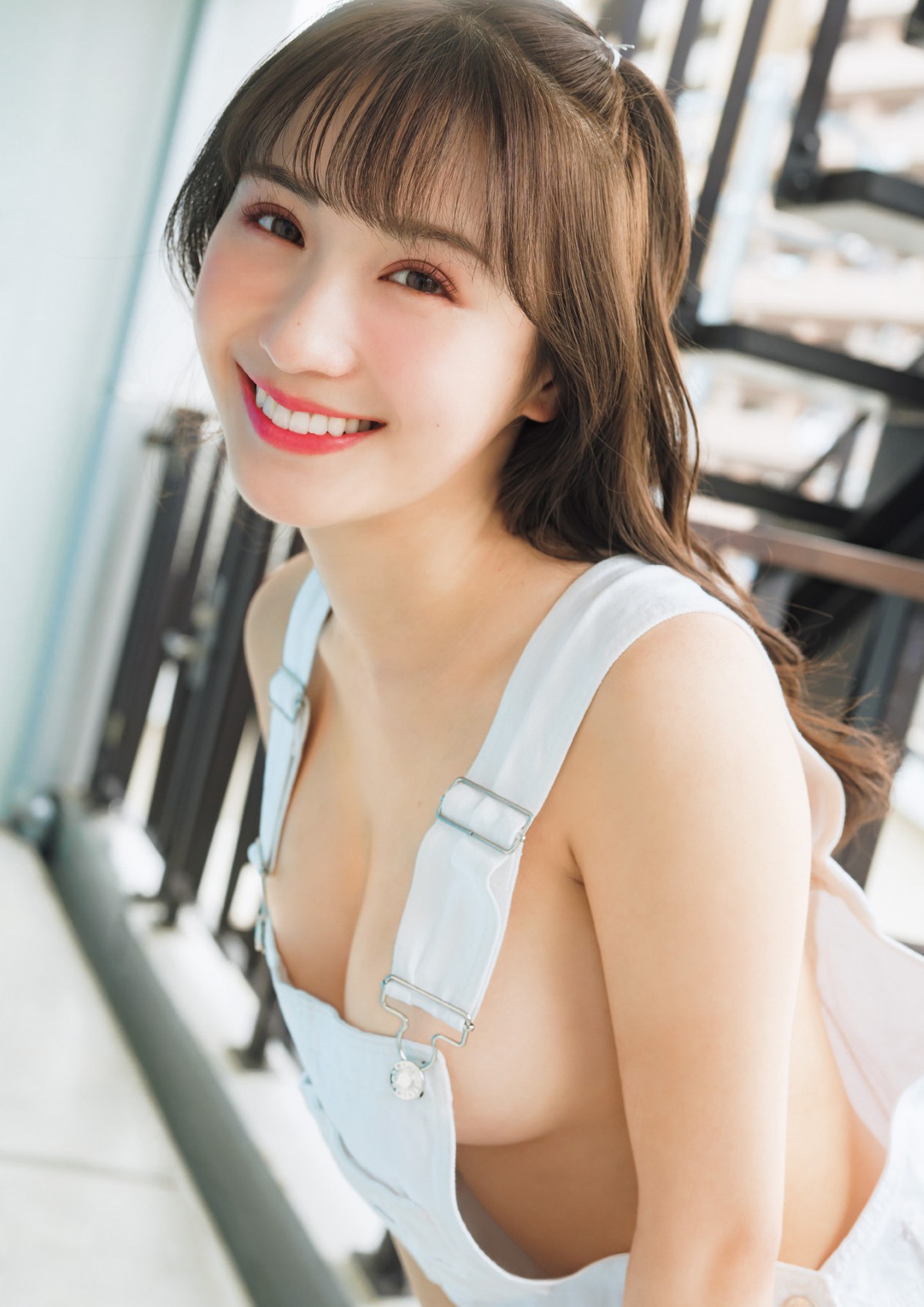 Photobook Ema Ito 伊藤愛真 Soleil No Watermark 0105 4969555996.jpg