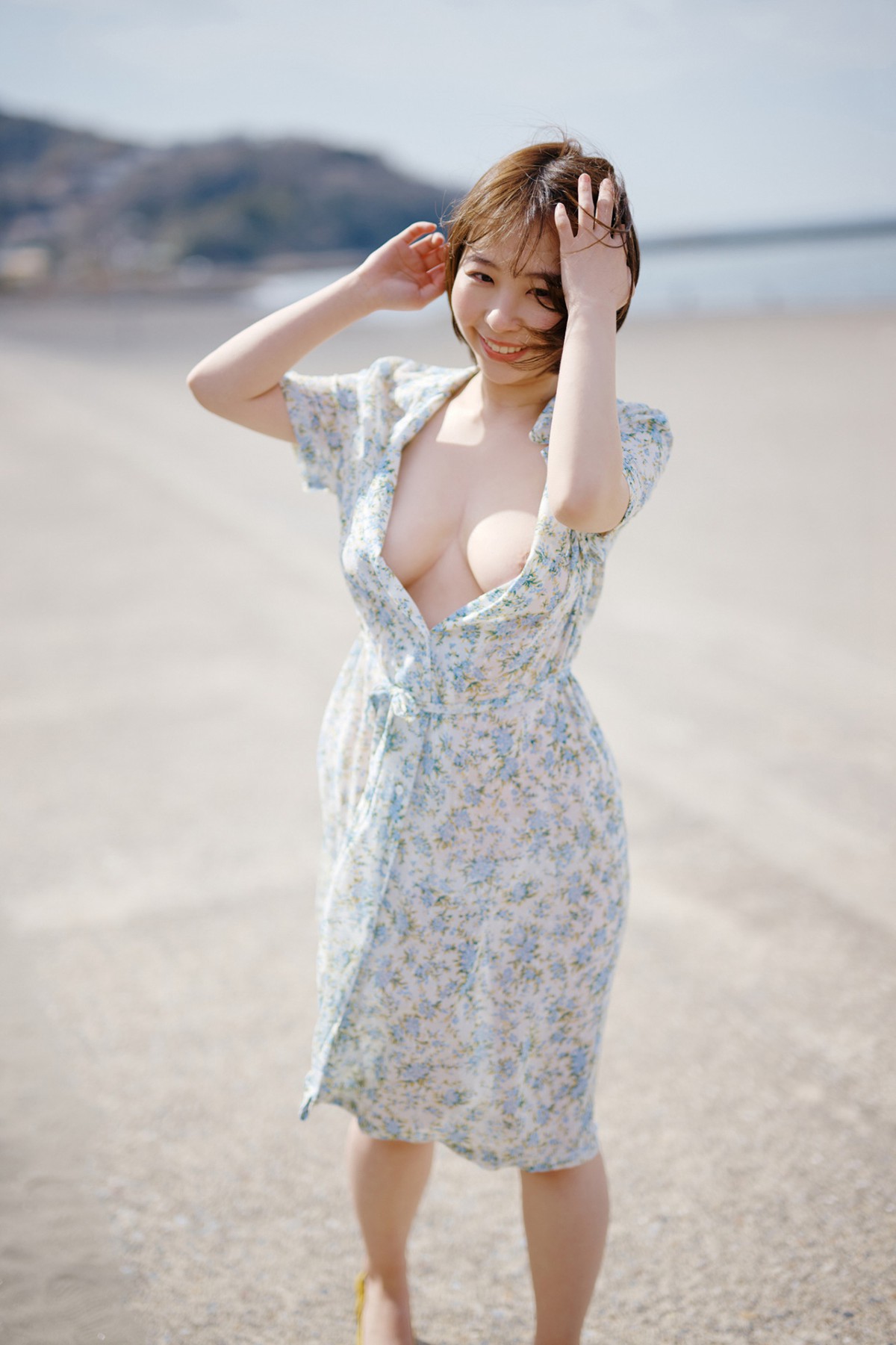 Post Digital Photo Riho Shishido 宍戸里帆 I Wanna Be Betty Blue 0002 4857995577.jpg