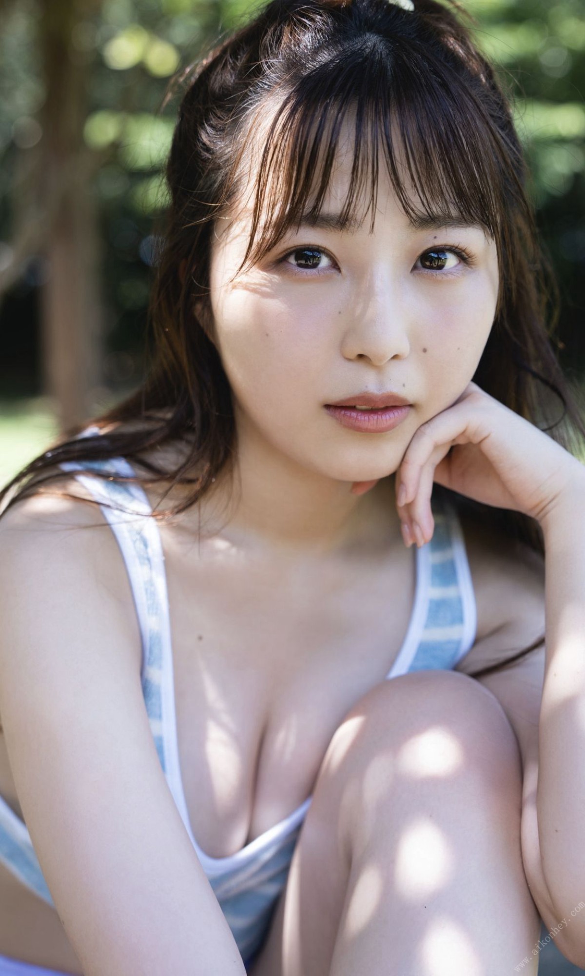 Weekly Photobook 2022 10 24 Yuka Natsumi 夏未ゆうか Juicy Pop 0024 5496587020.jpg