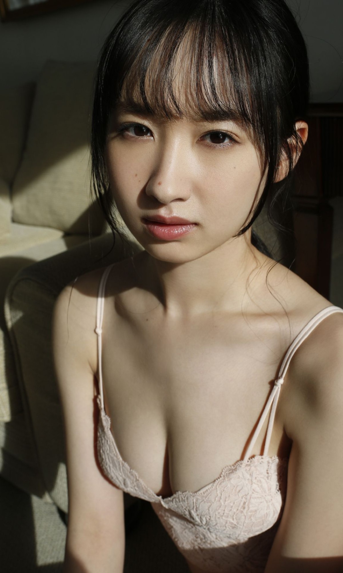 Weekly Photobook Yui Tsuji 辻優衣 Living In Oita Prefecture A Leisurely Girl 0027 6116662891.jpg