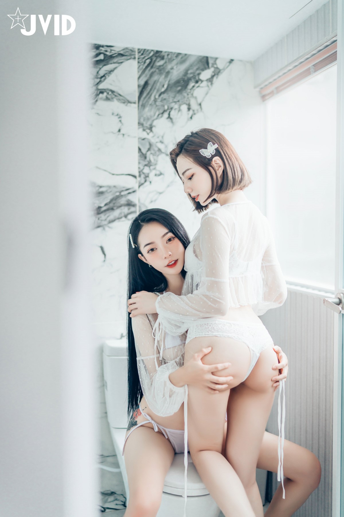 JVID 2022 02 14 Piao Piao 飄飄 And Jiu Jiu 啾啾 Celebrate Valentines Day With Goddess Sisters A 0001 0483123485.jpg