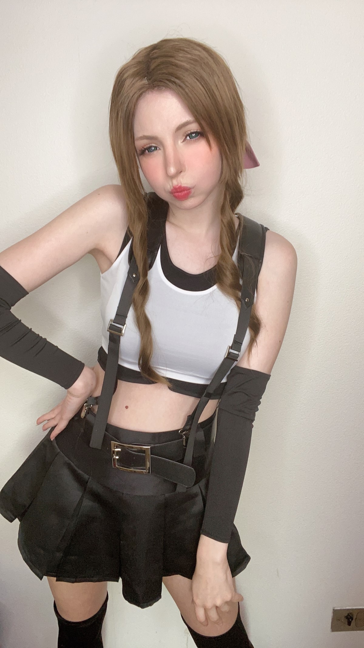 PeachMilky Aerith Tifa Outfit 0037 3423556594.jpg