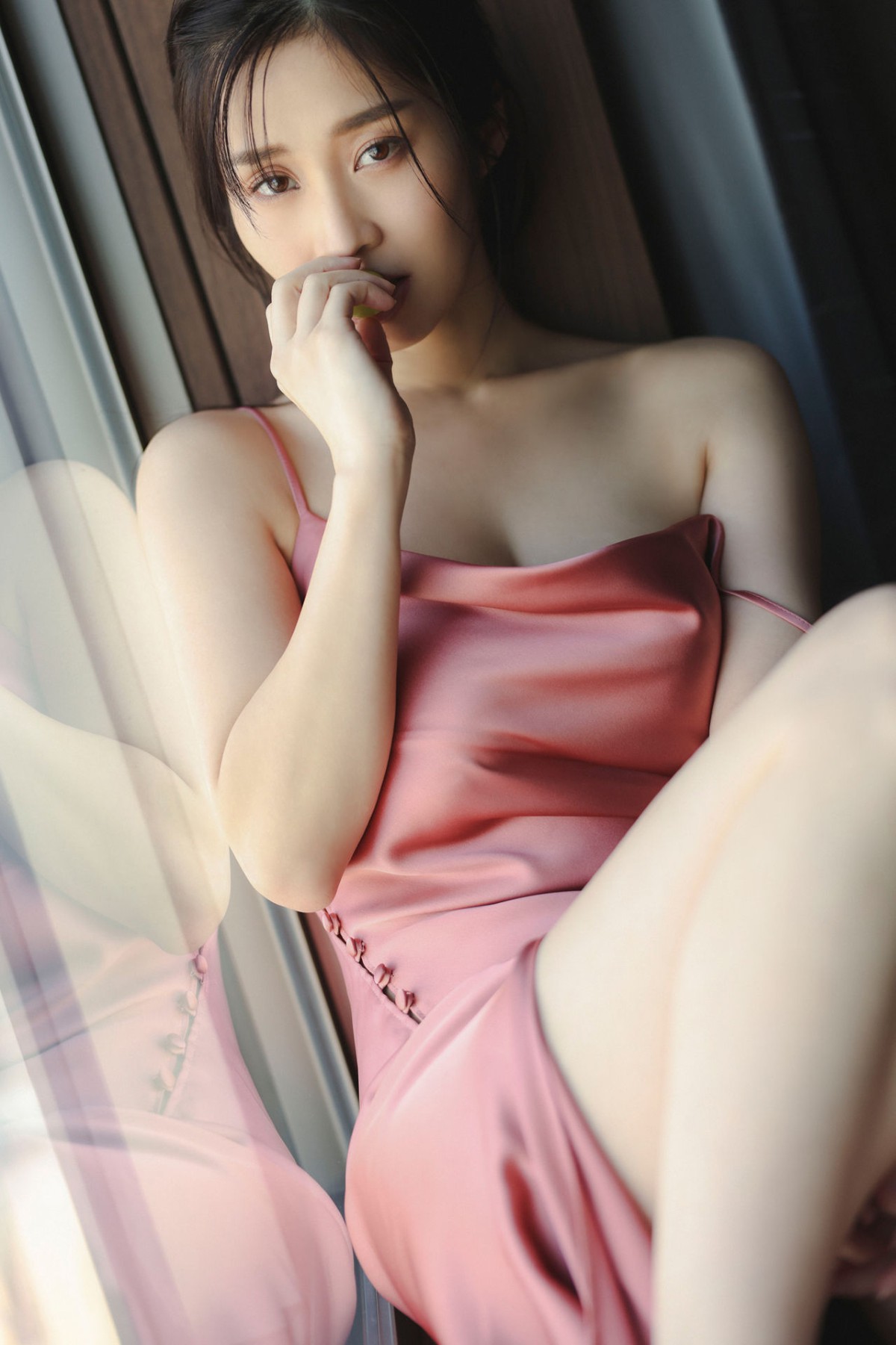 FRIDAY Digital Photobook 2023 02 10 Rin Takahashi 高橋凛 In A Suite Room With An I Cup Beauty Vol 1 0006 2490546009.jpg