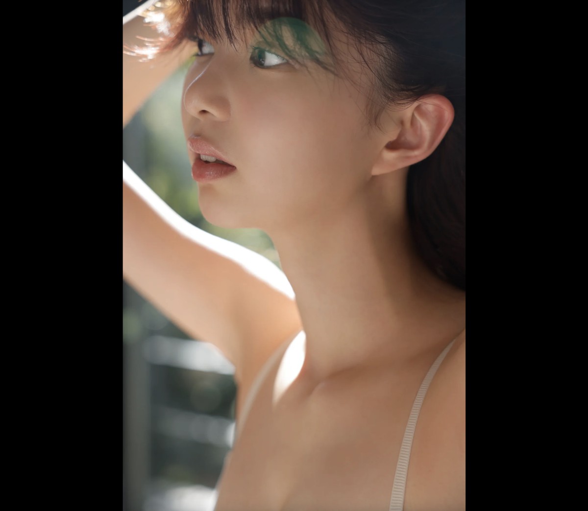 FRIDAYデジタル写真集 2023 01 19 Riko Matsudaira 松平璃子 Glossy And Sexy Vol 1 0008 0626101031.jpg